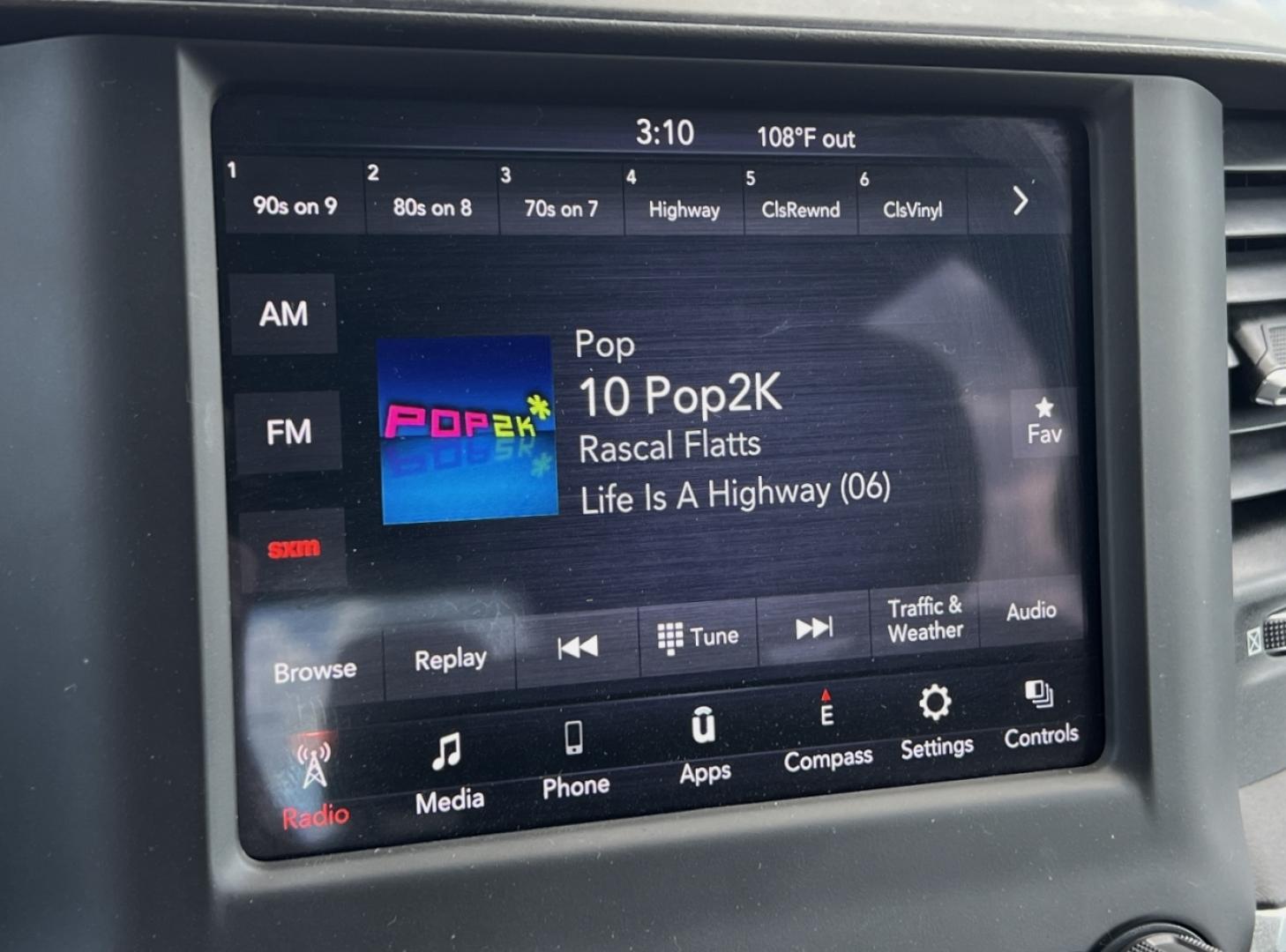 2020 BLACK /Gray Cloth RAM 1500 Big Horn Crew Cab SWB 4WD (1C6SRFFT3LN) with an 5.7L V8 engine, Automatic transmission, located at 506 S. Kingshighway, Cape Girardeau, MO, 63703, (573) 235-5000, 37.294991, -89.553635 - 2020 Ram 1500 Big Horn Only 43xxx miles 4x4 5.7L V8 Automatic Backup Camera Power Driver Seat Bluetooth Remote Start Cruise Power Windows/Locks/Mirrors We have financing available and we accept trades! Fill out a credit application on our website or come by today! If you have any questio - Photo#24