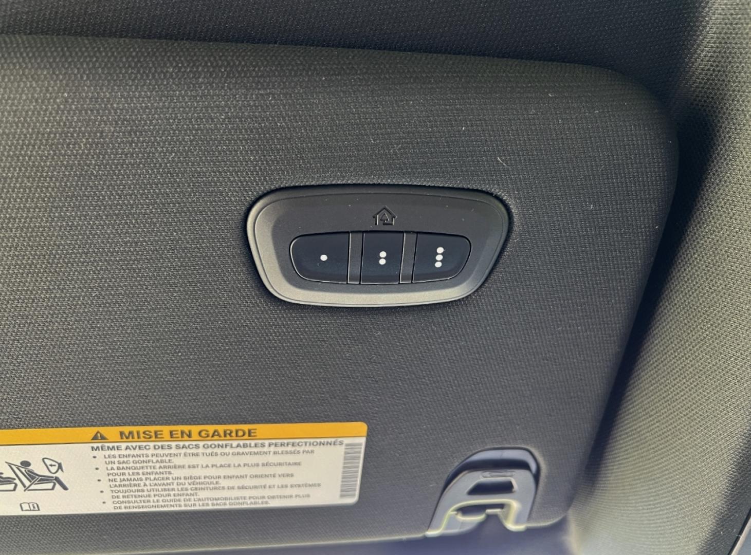 2020 BLACK /Gray Cloth RAM 1500 Big Horn Crew Cab SWB 4WD (1C6SRFFT3LN) with an 5.7L V8 engine, Automatic transmission, located at 506 S. Kingshighway, Cape Girardeau, MO, 63703, (573) 235-5000, 37.294991, -89.553635 - 2020 Ram 1500 Big Horn Only 43xxx miles 4x4 5.7L V8 Automatic Backup Camera Power Driver Seat Bluetooth Remote Start Cruise Power Windows/Locks/Mirrors We have financing available and we accept trades! Fill out a credit application on our website or come by today! If you have any questio - Photo#28