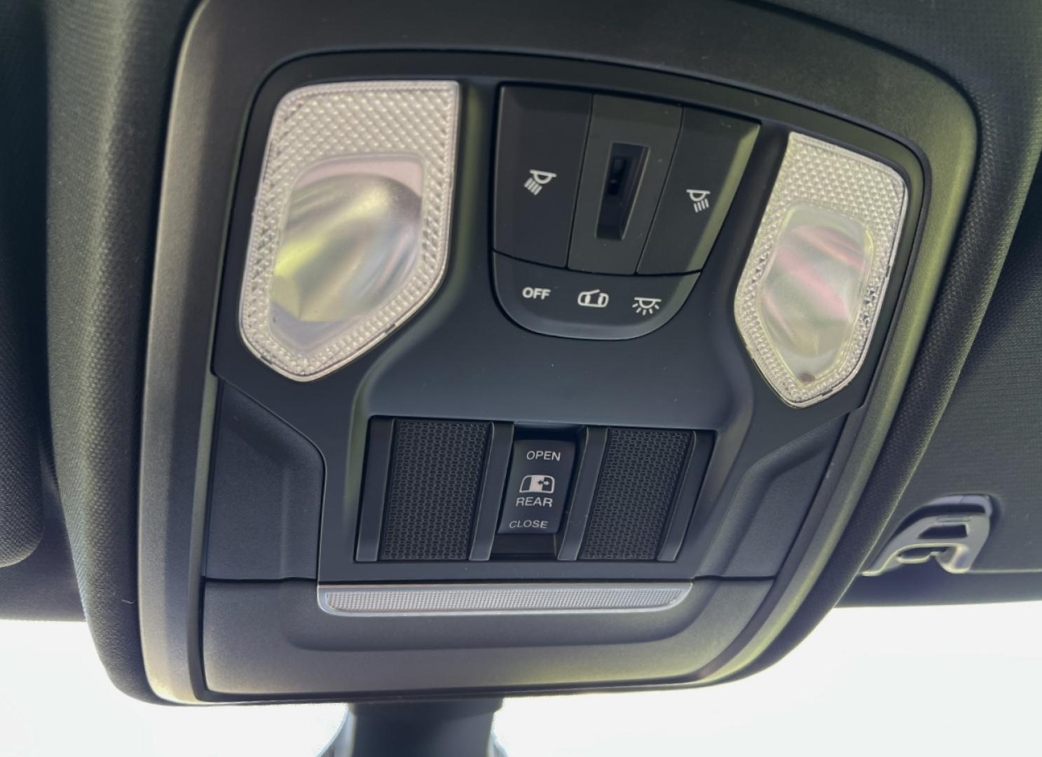 2020 BLACK /Gray Cloth RAM 1500 Big Horn Crew Cab SWB 4WD (1C6SRFFT3LN) with an 5.7L V8 engine, Automatic transmission, located at 506 S. Kingshighway, Cape Girardeau, MO, 63703, (573) 235-5000, 37.294991, -89.553635 - 2020 Ram 1500 Big Horn Only 43xxx miles 4x4 5.7L V8 Automatic Backup Camera Power Driver Seat Bluetooth Remote Start Cruise Power Windows/Locks/Mirrors We have financing available and we accept trades! Fill out a credit application on our website or come by today! If you have any questio - Photo#29