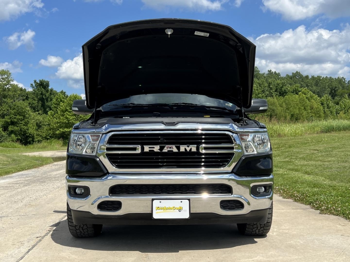 2020 BLACK /Gray Cloth RAM 1500 Big Horn Crew Cab SWB 4WD (1C6SRFFT3LN) with an 5.7L V8 engine, Automatic transmission, located at 506 S. Kingshighway, Cape Girardeau, MO, 63703, (573) 235-5000, 37.294991, -89.553635 - 2020 Ram 1500 Big Horn Only 43xxx miles 4x4 5.7L V8 Automatic Backup Camera Power Driver Seat Bluetooth Remote Start Cruise Power Windows/Locks/Mirrors We have financing available and we accept trades! Fill out a credit application on our website or come by today! If you have any questio - Photo#32