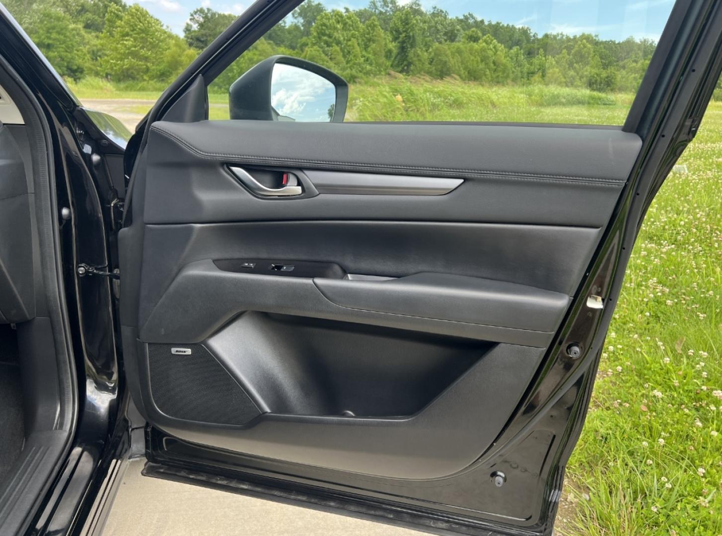 2018 BLACK /Black Mazda CX-5 Touring (JM3KFACM2J1) with an 2.5L 4 Cyl. engine, Automatic transmission, located at 506 S. Kingshighway, Cape Girardeau, MO, 63703, (573) 235-5000, 37.294991, -89.553635 - 2018 Mazda CX-5 Touring Only 38xxx miles Front Wheel Drive 2.5L 4 Cyl. Automatic Backup Camera Power Driver Seat Heated Seats Sunroof Bluetooth Cruise Power Windows/Locks/Mirrors We have financing available and we accept trades! Fill out a credit application on our website or come by tod - Photo#15