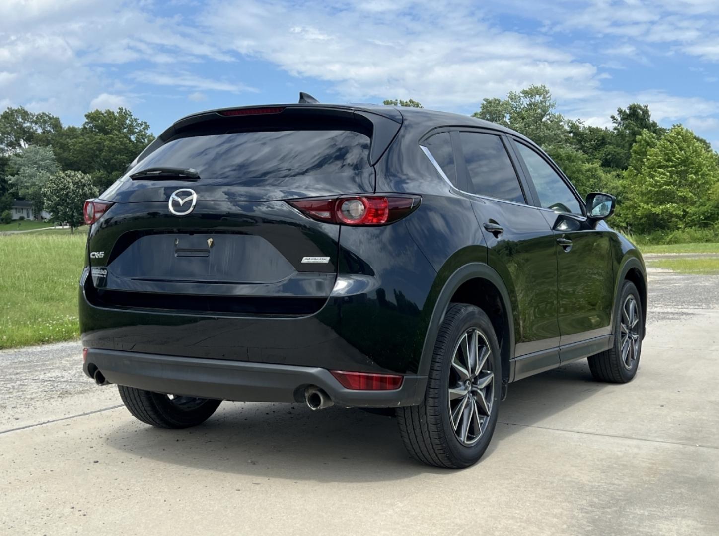 2018 BLACK /Black Mazda CX-5 Touring (JM3KFACM2J1) with an 2.5L 4 Cyl. engine, Automatic transmission, located at 506 S. Kingshighway, Cape Girardeau, MO, 63703, (573) 235-5000, 37.294991, -89.553635 - 2018 Mazda CX-5 Touring Only 38xxx miles Front Wheel Drive 2.5L 4 Cyl. Automatic Backup Camera Power Driver Seat Heated Seats Sunroof Bluetooth Cruise Power Windows/Locks/Mirrors We have financing available and we accept trades! Fill out a credit application on our website or come by tod - Photo#9