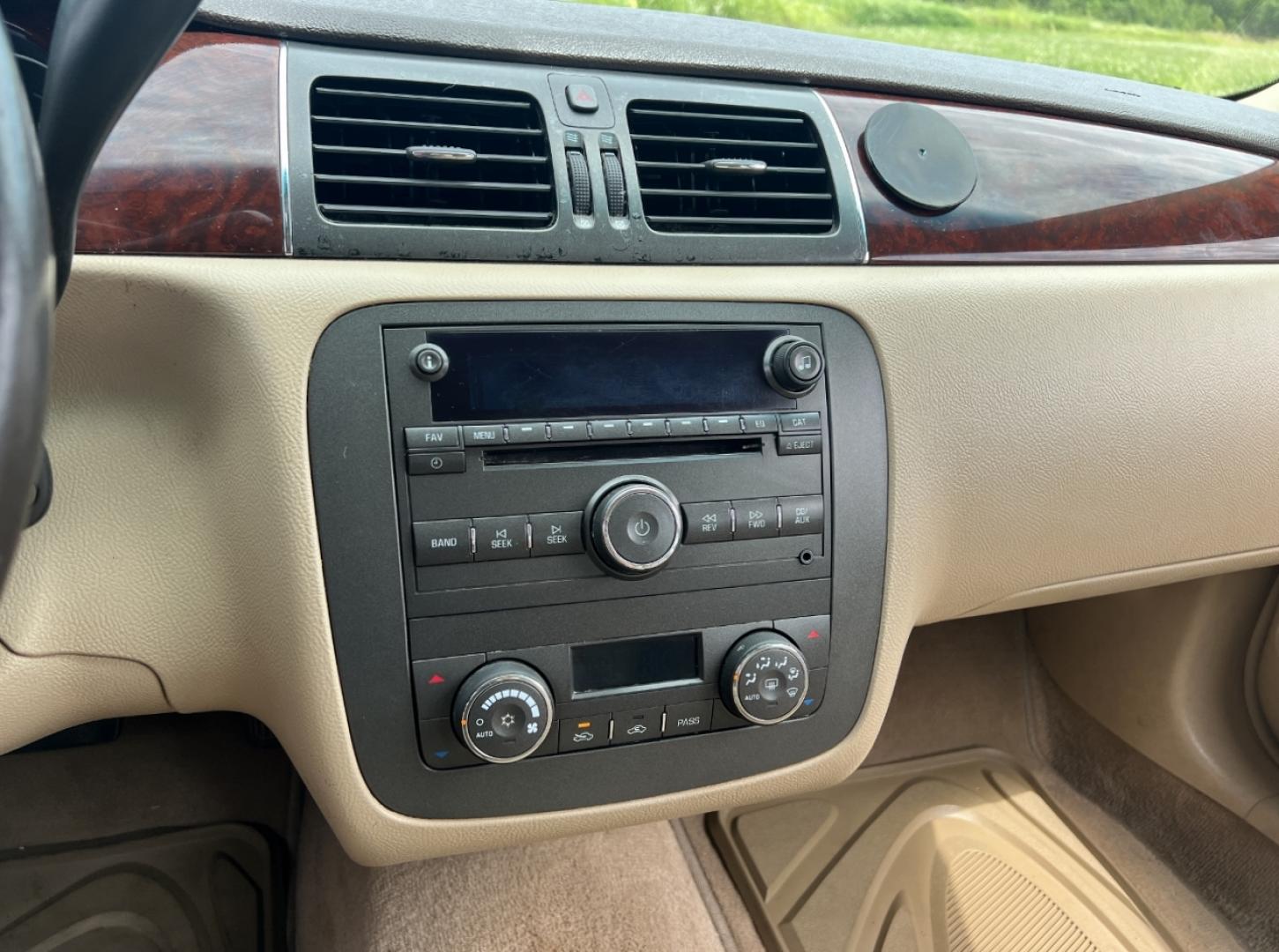 2009 RED /Tan Leather Buick Lucerne CXL (1G4HD57M99U) with an 3.9L V6 engine, Automatic transmission, located at 506 S. Kingshighway, Cape Girardeau, MO, 63703, (573) 235-5000, 37.294991, -89.553635 - 2009 Buick Lucerne CXL Local 1-Owner 100xxx miles Front Wheel Drive 3.9L V6 Automatic Leather Power/Heated Seats Heated Steering Wheel Cruise Power Windows/Locks/Mirrors We have financing available and we accept trades! Fill out a credit application on our website or come by today! If yo - Photo#20