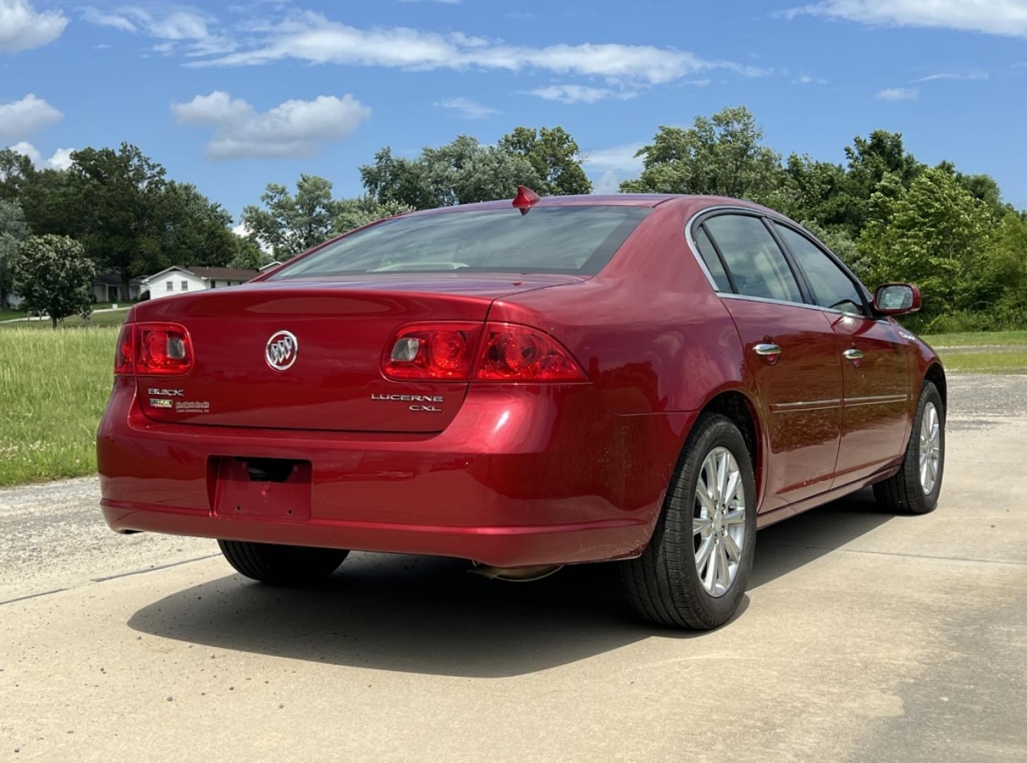 2009 RED /Tan Leather Buick Lucerne CXL (1G4HD57M99U) with an 3.9L V6 engine, Automatic transmission, located at 506 S. Kingshighway, Cape Girardeau, MO, 63703, (573) 235-5000, 37.294991, -89.553635 - 2009 Buick Lucerne CXL Local 1-Owner 100xxx miles Front Wheel Drive 3.9L V6 Automatic Leather Power/Heated Seats Heated Steering Wheel Cruise Power Windows/Locks/Mirrors We have financing available and we accept trades! Fill out a credit application on our website or come by today! If yo - Photo#7
