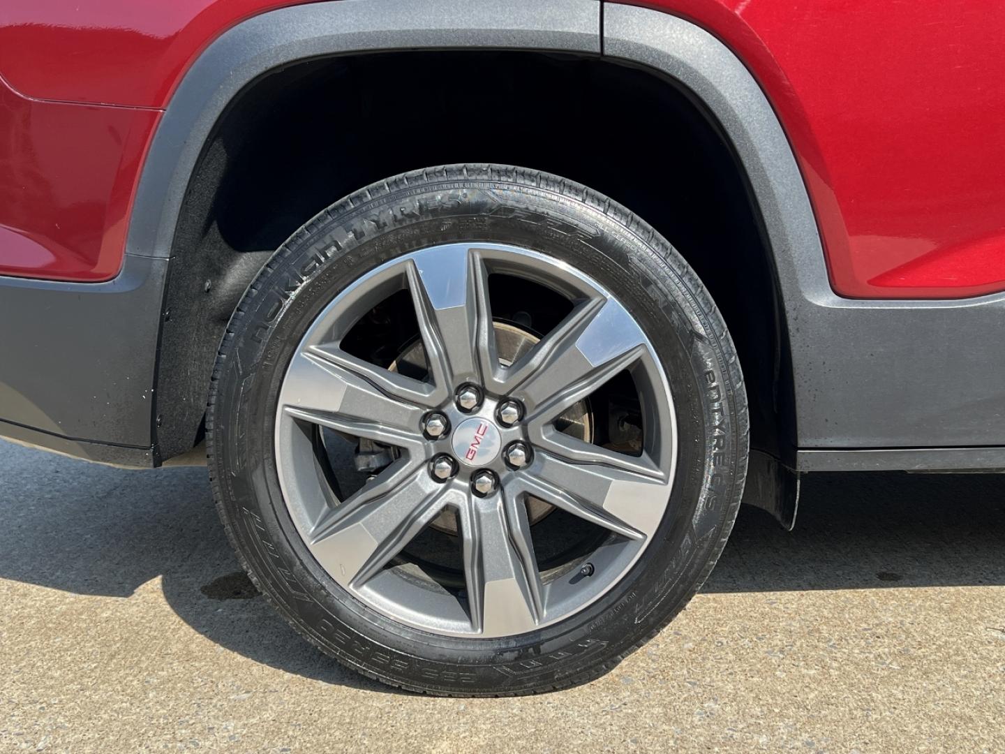 2018 MAROON /Tan Leather GMC Acadia SLT-2 FWD (1GKKNNLS7JZ) with an 3.6L V6 engine, Automatic transmission, located at 2990 Old Orchard Rd., Jackson, MO, 63755, 37.354214, -89.612106 - 2018 GMC Acadia SLT 1-Owner 109xxx miles Front Wheel Drive 3.6L V6 Automatic Leather 3rd Row Navigation Power/Heated Seats Heated Rear Seats Backup Camera Sunroof Bluetooth Remote Start Cruise Power Windows/Locks/Mirrors We have financing available and we accept trades! Fill out a c - Photo#45