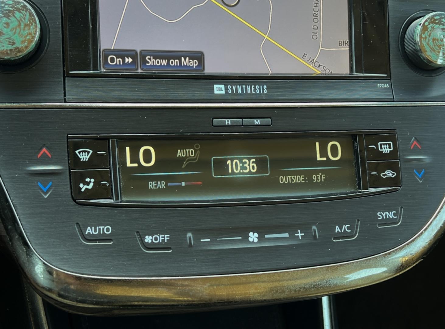 2013 GOLD /Tan Leather Toyota Avalon Hybrid Limited (4T1BD1EB8DU) with an 2.5L 4 Cyl. Hybrid engine, Continuously Variable Transmission transmission, located at 2990 Old Orchard Rd., Jackson, MO, 63755, 37.354214, -89.612106 - 2013 Toyota Avalon Hybrid 124xxx miles Front Wheel Drive 2.5L 4 Cyl. Hybrid Automatic Leather Power/Heated/Cooled Seats Heated Rear Seats Backup Camera Sunroof Bluetooth Cruise Power Windows/Locks/Mirrors We have financing available and we accept trades! Fill out a credit application on - Photo#27