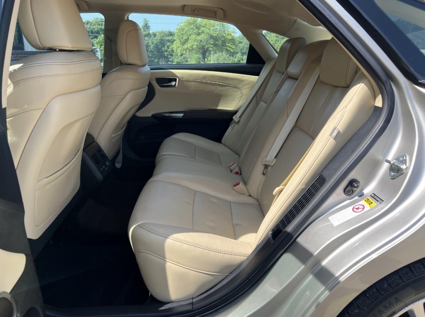 2013 GOLD /Tan Leather Toyota Avalon Hybrid Limited (4T1BD1EB8DU) with an 2.5L 4 Cyl. Hybrid engine, Continuously Variable Transmission transmission, located at 2990 Old Orchard Rd., Jackson, MO, 63755, 37.354214, -89.612106 - 2013 Toyota Avalon Hybrid 124xxx miles Front Wheel Drive 2.5L 4 Cyl. Hybrid Automatic Leather Power/Heated/Cooled Seats Heated Rear Seats Backup Camera Sunroof Bluetooth Cruise Power Windows/Locks/Mirrors We have financing available and we accept trades! Fill out a credit application on - Photo#19