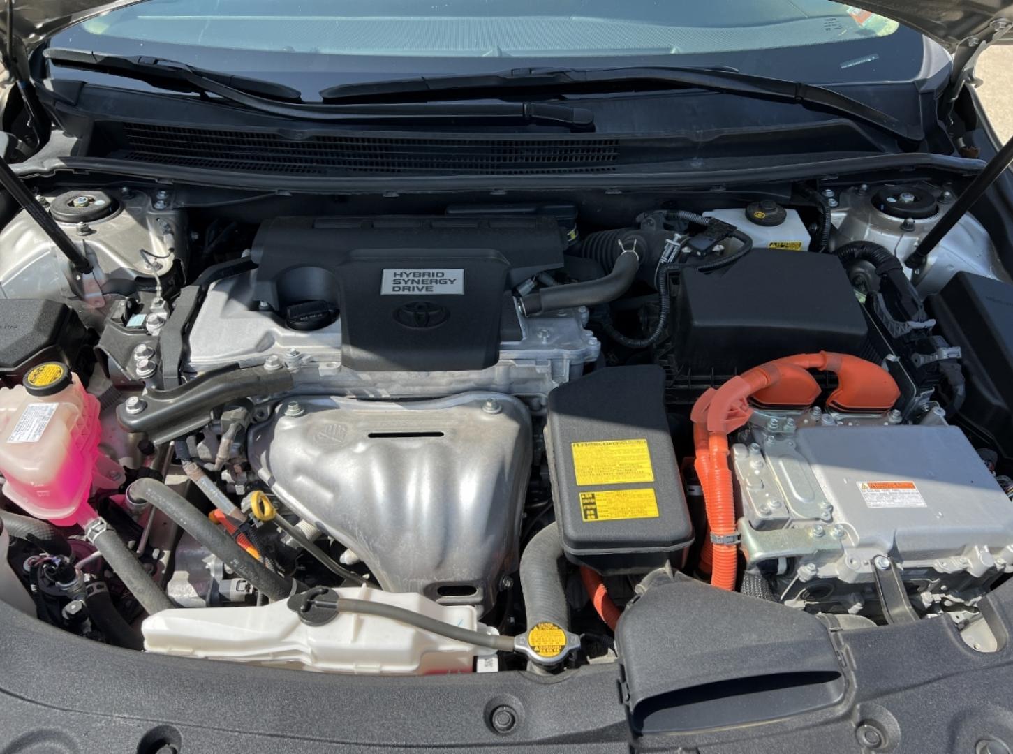 2013 GOLD /Tan Leather Toyota Avalon Hybrid Limited (4T1BD1EB8DU) with an 2.5L 4 Cyl. Hybrid engine, Continuously Variable Transmission transmission, located at 2990 Old Orchard Rd., Jackson, MO, 63755, 37.354214, -89.612106 - 2013 Toyota Avalon Hybrid 124xxx miles Front Wheel Drive 2.5L 4 Cyl. Hybrid Automatic Leather Power/Heated/Cooled Seats Heated Rear Seats Backup Camera Sunroof Bluetooth Cruise Power Windows/Locks/Mirrors We have financing available and we accept trades! Fill out a credit application on - Photo#34