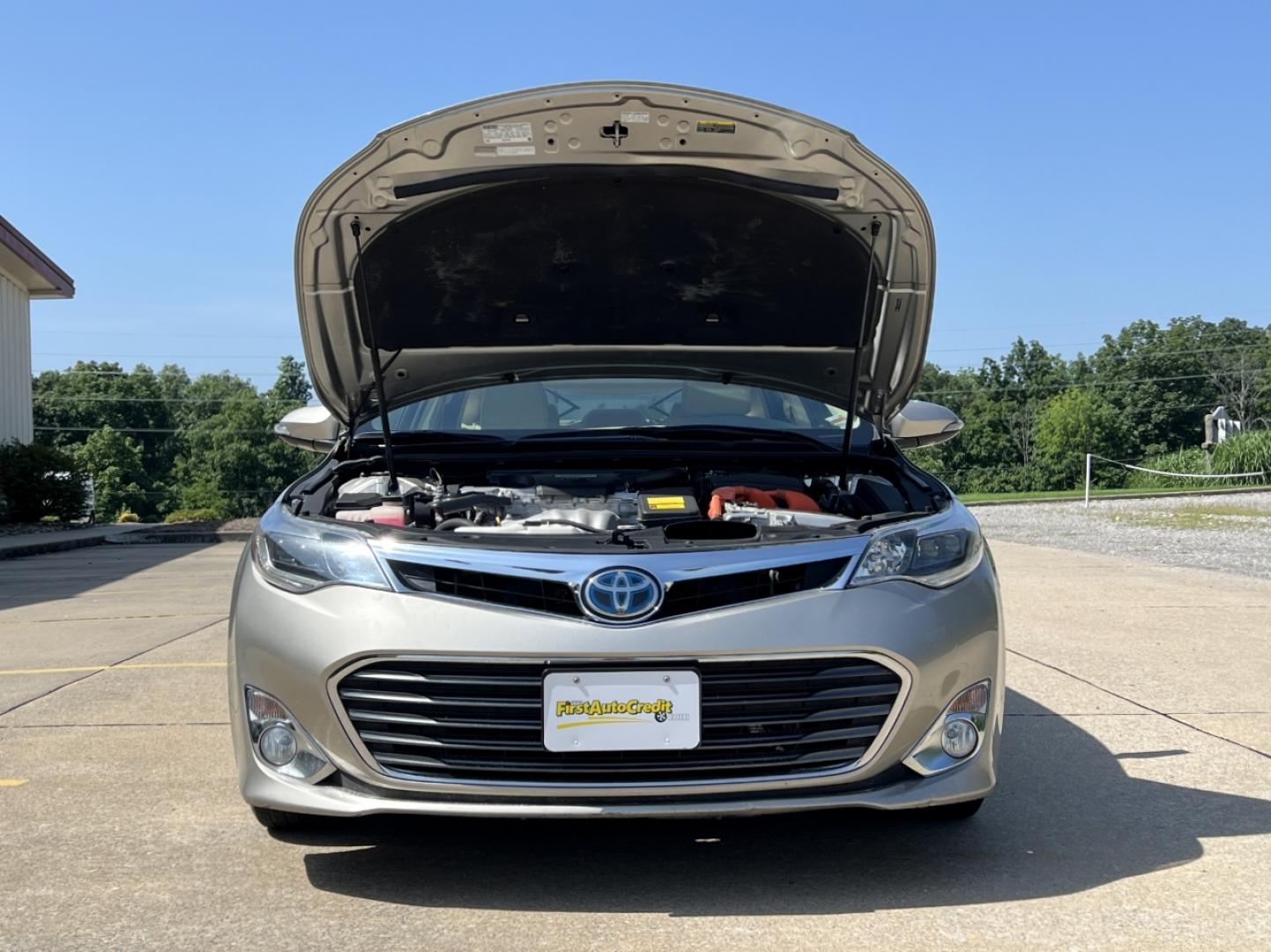 2013 GOLD /Tan Leather Toyota Avalon Hybrid Limited (4T1BD1EB8DU) with an 2.5L 4 Cyl. Hybrid engine, Continuously Variable Transmission transmission, located at 2990 Old Orchard Rd., Jackson, MO, 63755, 37.354214, -89.612106 - 2013 Toyota Avalon Hybrid 124xxx miles Front Wheel Drive 2.5L 4 Cyl. Hybrid Automatic Leather Power/Heated/Cooled Seats Heated Rear Seats Backup Camera Sunroof Bluetooth Cruise Power Windows/Locks/Mirrors We have financing available and we accept trades! Fill out a credit application on - Photo#33