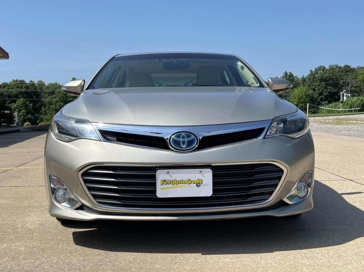 2013 GOLD /Tan Leather Toyota Avalon Hybrid Limited (4T1BD1EB8DU) with an 2.5L 4 Cyl. Hybrid engine, Continuously Variable Transmission transmission, located at 2990 Old Orchard Rd., Jackson, MO, 63755, 37.354214, -89.612106 - 2013 Toyota Avalon Hybrid 124xxx miles Front Wheel Drive 2.5L 4 Cyl. Hybrid Automatic Leather Power/Heated/Cooled Seats Heated Rear Seats Backup Camera Sunroof Bluetooth Cruise Power Windows/Locks/Mirrors We have financing available and we accept trades! Fill out a credit application on - Photo#14