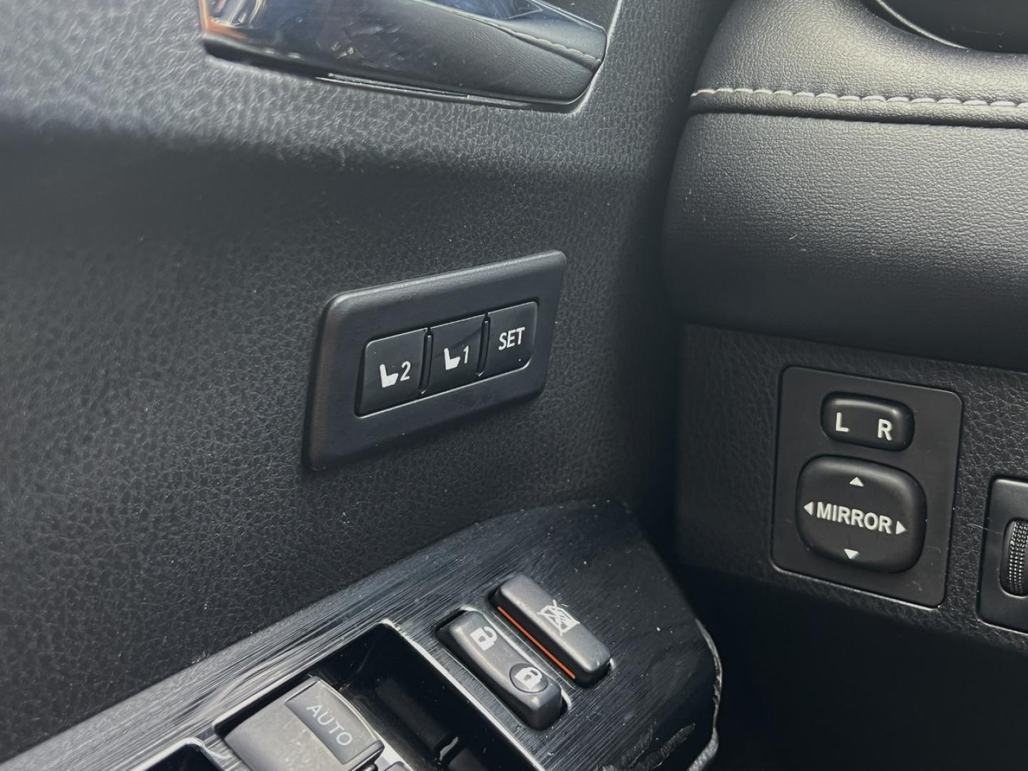 2016 BLUE /Black Leather Toyota RAV4 Hybrid Limited (JTMDJREV2GD) with an 2.5L 4 Cyl. Hybrid engine, CVT transmission, located at 2990 Old Orchard Rd., Jackson, MO, 63755, 37.354214, -89.612106 - 2016 Toyota RAV4 Hybrid Limited 104xxx miles All Wheel Drive 2.5L 4 Cyl. Hybrid Automatic Leather Backup Camera Power Driver Seat Heated Seats Sunroof Cruise Power Windows/Locks/Mirrors We have financing available and we accept trades! Fill out a credit application on our website or come - Photo#31