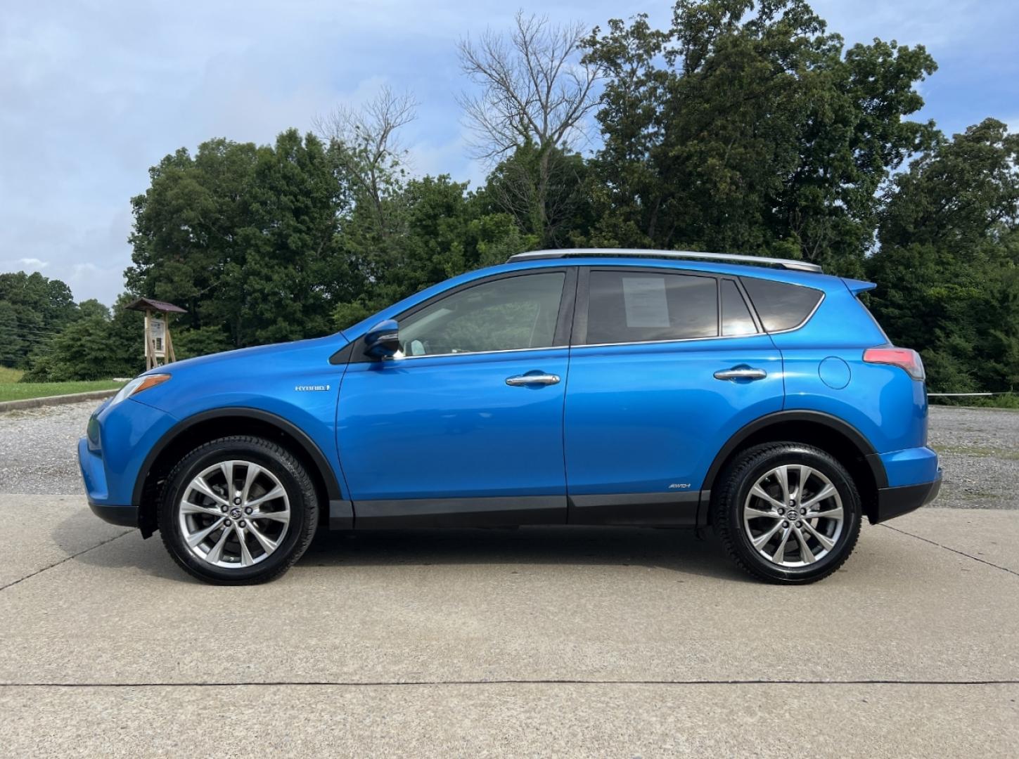 2016 BLUE /Black Leather Toyota RAV4 Hybrid Limited (JTMDJREV2GD) with an 2.5L 4 Cyl. Hybrid engine, CVT transmission, located at 2990 Old Orchard Rd., Jackson, MO, 63755, 37.354214, -89.612106 - 2016 Toyota RAV4 Hybrid Limited 104xxx miles All Wheel Drive 2.5L 4 Cyl. Hybrid Automatic Leather Backup Camera Power Driver Seat Heated Seats Sunroof Cruise Power Windows/Locks/Mirrors We have financing available and we accept trades! Fill out a credit application on our website or come - Photo#7