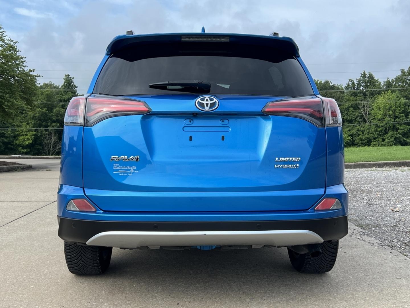2016 BLUE /Black Leather Toyota RAV4 Hybrid Limited (JTMDJREV2GD) with an 2.5L 4 Cyl. Hybrid engine, CVT transmission, located at 2990 Old Orchard Rd., Jackson, MO, 63755, 37.354214, -89.612106 - 2016 Toyota RAV4 Hybrid Limited 104xxx miles All Wheel Drive 2.5L 4 Cyl. Hybrid Automatic Leather Backup Camera Power Driver Seat Heated Seats Sunroof Cruise Power Windows/Locks/Mirrors We have financing available and we accept trades! Fill out a credit application on our website or come - Photo#11