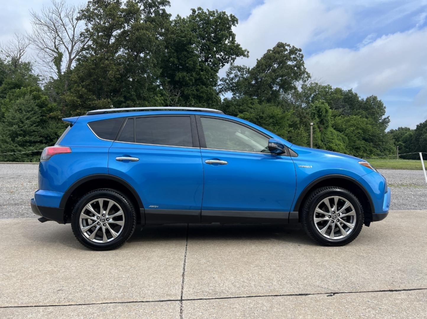 2016 BLUE /Black Leather Toyota RAV4 Hybrid Limited (JTMDJREV2GD) with an 2.5L 4 Cyl. Hybrid engine, CVT transmission, located at 2990 Old Orchard Rd., Jackson, MO, 63755, 37.354214, -89.612106 - 2016 Toyota RAV4 Hybrid Limited 104xxx miles All Wheel Drive 2.5L 4 Cyl. Hybrid Automatic Leather Backup Camera Power Driver Seat Heated Seats Sunroof Cruise Power Windows/Locks/Mirrors We have financing available and we accept trades! Fill out a credit application on our website or come - Photo#8