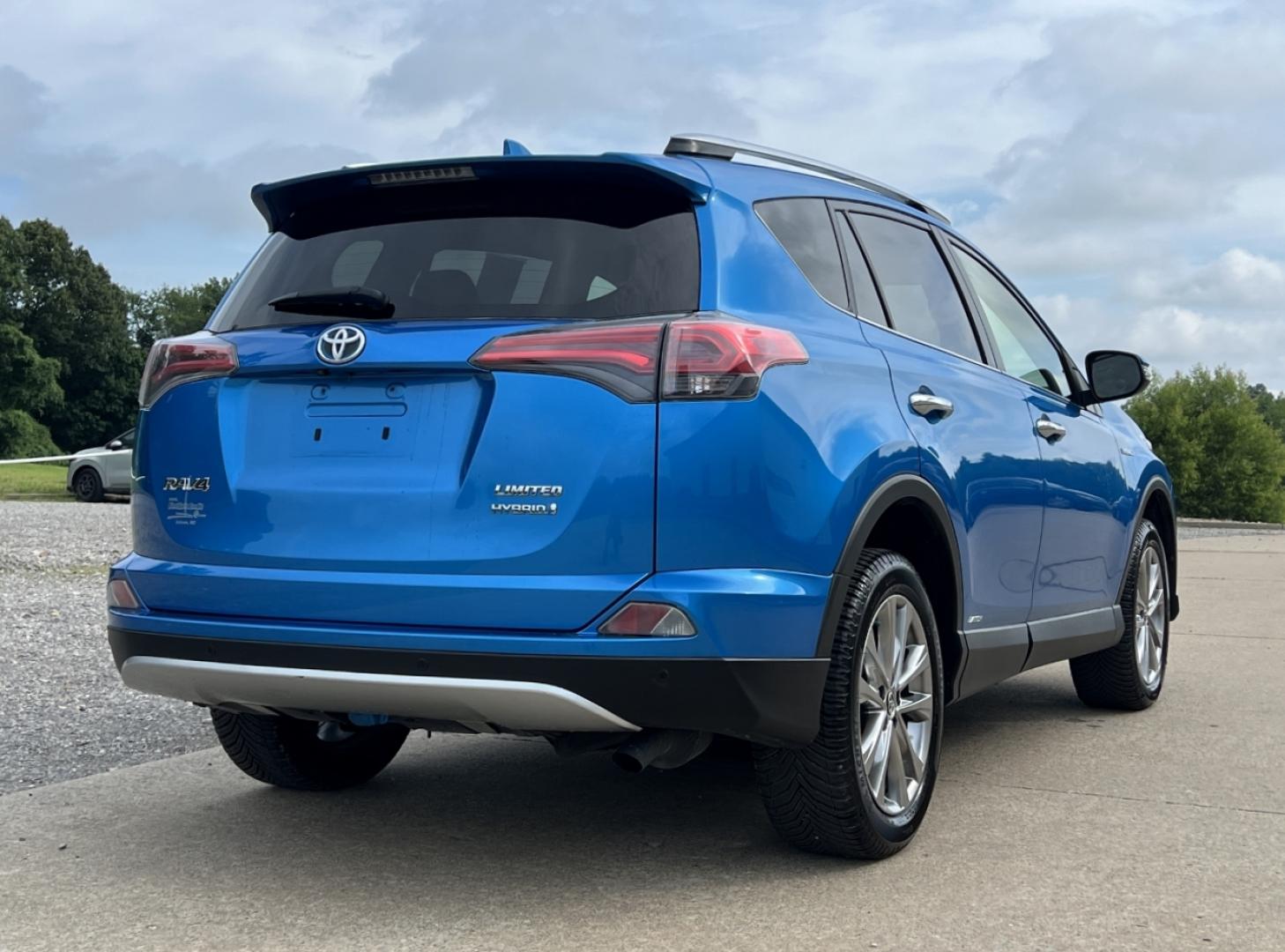 2016 BLUE /Black Leather Toyota RAV4 Hybrid Limited (JTMDJREV2GD) with an 2.5L 4 Cyl. Hybrid engine, CVT transmission, located at 2990 Old Orchard Rd., Jackson, MO, 63755, 37.354214, -89.612106 - 2016 Toyota RAV4 Hybrid Limited 104xxx miles All Wheel Drive 2.5L 4 Cyl. Hybrid Automatic Leather Backup Camera Power Driver Seat Heated Seats Sunroof Cruise Power Windows/Locks/Mirrors We have financing available and we accept trades! Fill out a credit application on our website or come - Photo#9