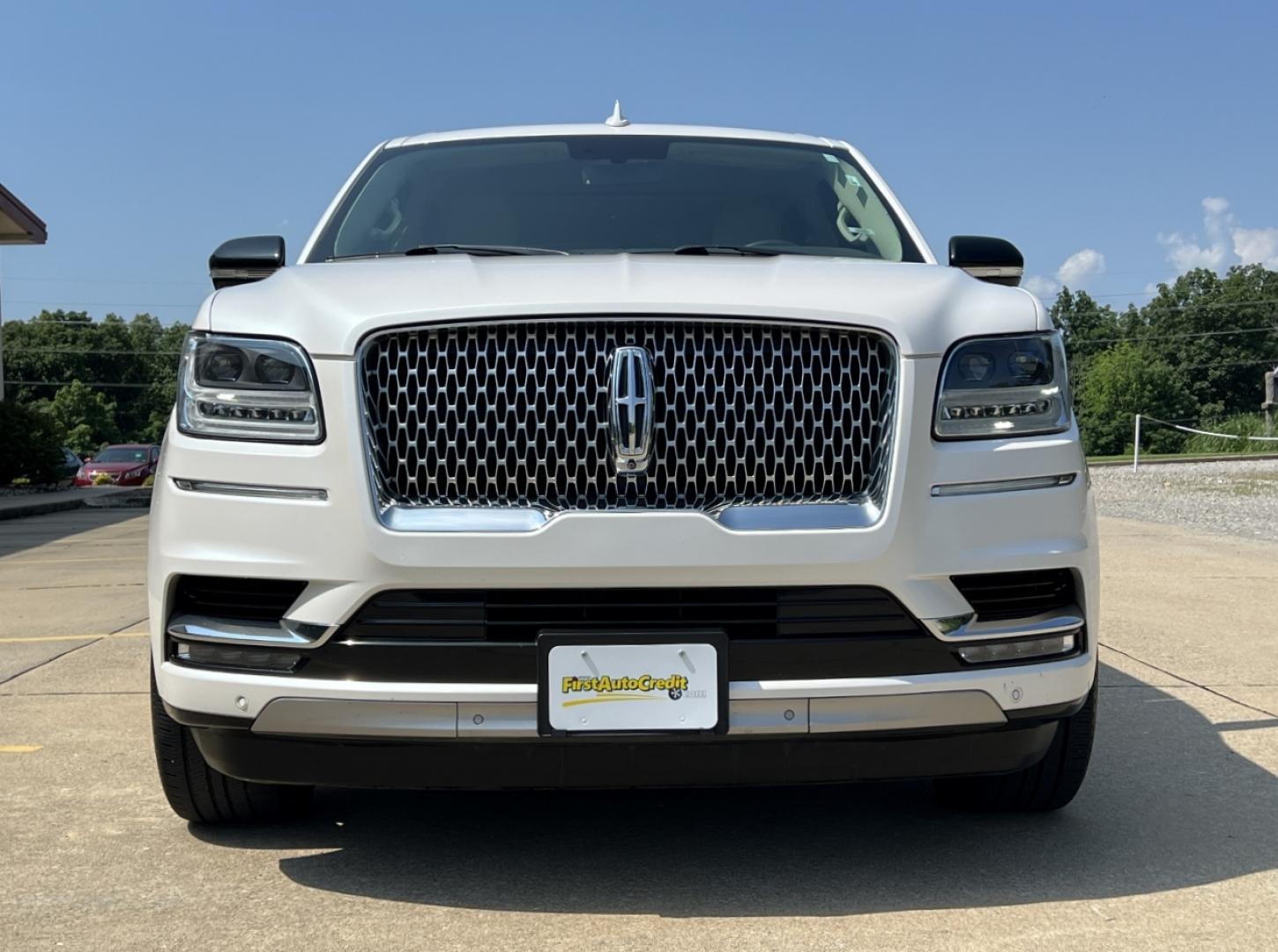 2019 WHITE /Tan Leather Lincoln Navigator L Select 4WD (5LMJJ3JT4KE) with an 3.5L V6 engine, Automatic transmission, located at 506 S. Kingshighway, Cape Girardeau, MO, 63703, (573) 235-5000, 37.294991, -89.553635 - 2019 Lincoln Navigator L Select 156xxx miles 4x4 3.5L V6 Automatic Leather 3rd Row Power/Heated Seats Heated Rear Seats Backup Camera Sunroof Bluetooth Power Running Boards Remote Start Cruise Power Windows/Locks/Mirrors We have financing available and we accept trades! Fill out a cr - Photo#15