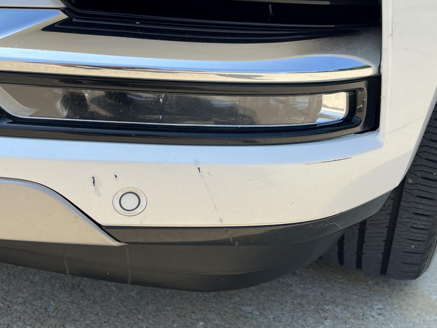 2019 WHITE /Tan Leather Lincoln Navigator L Select 4WD (5LMJJ3JT4KE) with an 3.5L V6 engine, Automatic transmission, located at 506 S. Kingshighway, Cape Girardeau, MO, 63703, (573) 235-5000, 37.294991, -89.553635 - 2019 Lincoln Navigator L Select 156xxx miles 4x4 3.5L V6 Automatic Leather 3rd Row Power/Heated Seats Heated Rear Seats Backup Camera Sunroof Bluetooth Power Running Boards Remote Start Cruise Power Windows/Locks/Mirrors We have financing available and we accept trades! Fill out a cr - Photo#50