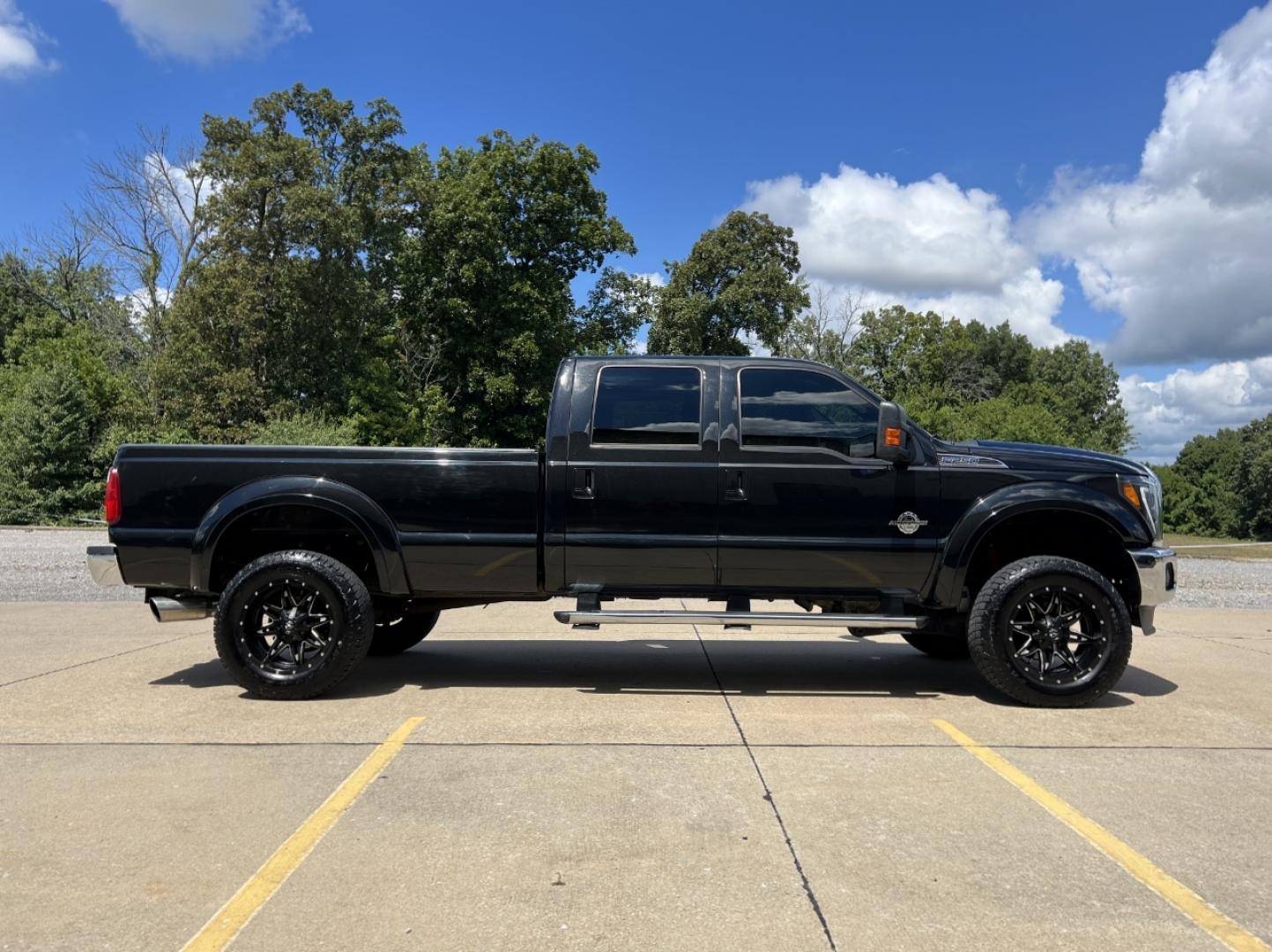 2012 BLACK /Black Leather Ford F-250 SD Lariat Crew Cab 4WD (1FT7W2BT9CE) with an 6.7L V8 DIESEL engine, Automatic transmission, located at 2990 Old Orchard Rd., Jackson, MO, 63755, 37.354214, -89.612106 - 2012 Ford F-250 Lariat 177xxx miles 4x4 6.7L V8 Diesel Automatic Leather Power/Heated/Cooled Seats Sunroof Remote Start Cruise Power Windows/Locks/Mirrors We have financing available and we accept trades! Fill out a credit application on our website or come by today! If you have any ques - Photo#8