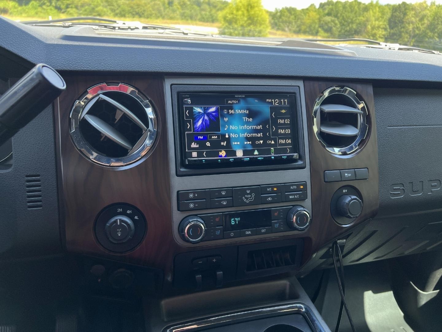 2012 BLACK /Black Leather Ford F-250 SD Lariat Crew Cab 4WD (1FT7W2BT9CE) with an 6.7L V8 DIESEL engine, Automatic transmission, located at 2990 Old Orchard Rd., Jackson, MO, 63755, 37.354214, -89.612106 - 2012 Ford F-250 Lariat 177xxx miles 4x4 6.7L V8 Diesel Automatic Leather Power/Heated/Cooled Seats Sunroof Remote Start Cruise Power Windows/Locks/Mirrors We have financing available and we accept trades! Fill out a credit application on our website or come by today! If you have any ques - Photo#24
