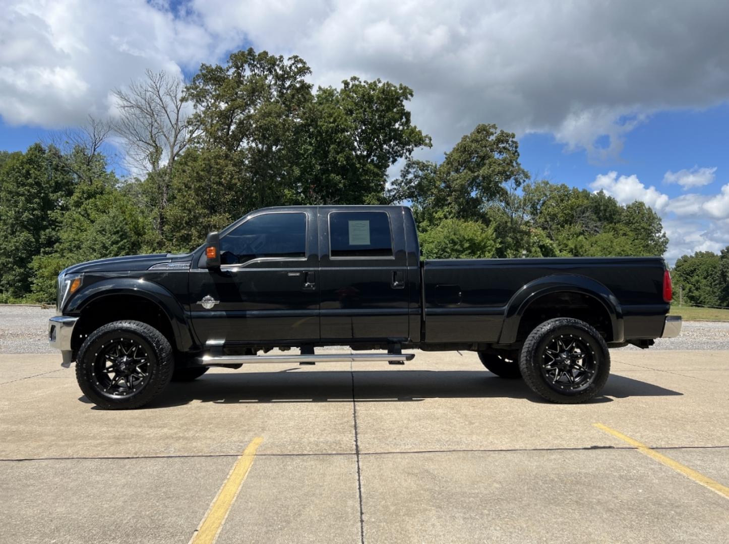 2012 BLACK /Black Leather Ford F-250 SD Lariat Crew Cab 4WD (1FT7W2BT9CE) with an 6.7L V8 DIESEL engine, Automatic transmission, located at 2990 Old Orchard Rd., Jackson, MO, 63755, 37.354214, -89.612106 - 2012 Ford F-250 Lariat 177xxx miles 4x4 6.7L V8 Diesel Automatic Leather Power/Heated/Cooled Seats Sunroof Remote Start Cruise Power Windows/Locks/Mirrors We have financing available and we accept trades! Fill out a credit application on our website or come by today! If you have any ques - Photo#7