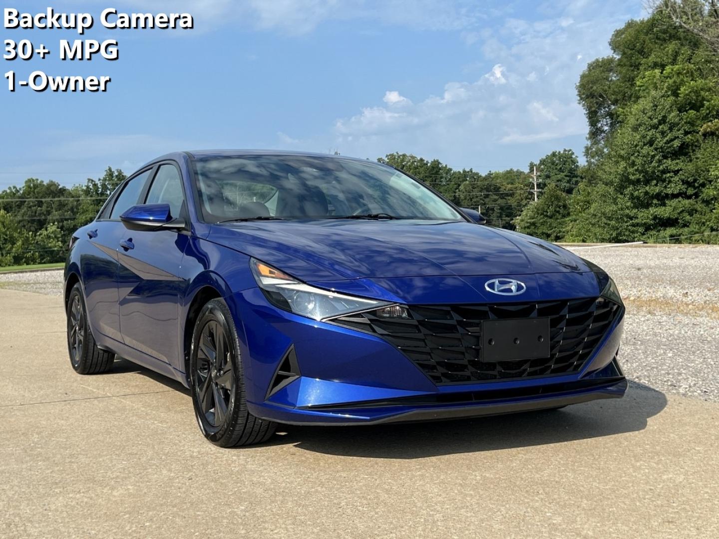 2022 BLUE /Black Cloth Hyundai Elantra SEL (5NPLM4AG4NH) with an 2.0L 4 Cyl. engine, Automatic transmission, located at 2990 Old Orchard Rd., Jackson, MO, 63755, 37.354214, -89.612106 - 2022 Hyundai Elantra SEL 1-Owner 106xxx miles Front Wheel Drive 2.0L 4 Cyl. Automatic Backup Camera Bluetooth Remote Start Cruise Power Windows/Locks/Mirrors We have financing available and we accept trades! Fill out a credit application on our website or come by today! If you have any q - Photo#0
