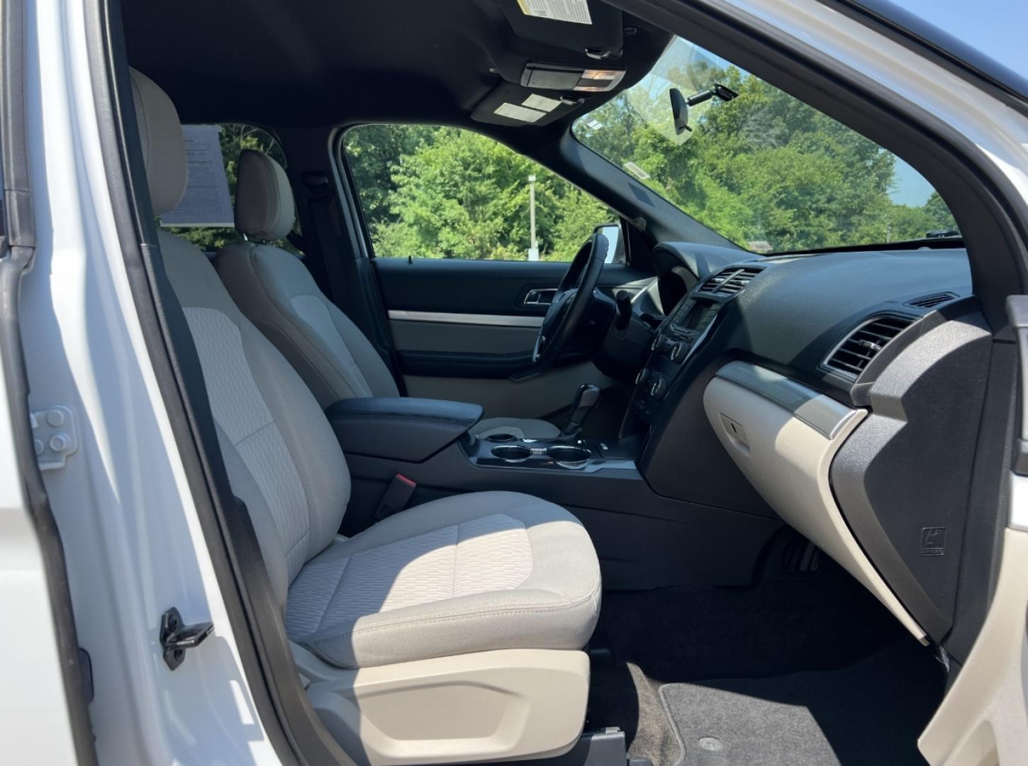 2018 WHITE /Tan Cloth Ford Explorer Base FWD (1FM5K7BH3JG) with an 2.3L 4 Cyl. engine, Automatic transmission, located at 2990 Old Orchard Rd., Jackson, MO, 63755, 37.354214, -89.612106 - 2018 Ford Explorer 1-Owner 115xxx miles Front Wheel Drive 2.3L 4 Cyl. Automatic 3rd Row Backup Camera Power Driver Seat Bluetooth Cruise Power Windows/Locks/Mirrors We have financing available and we accept trades! Fill out a credit application on our website or come by today! If you ha - Photo#12