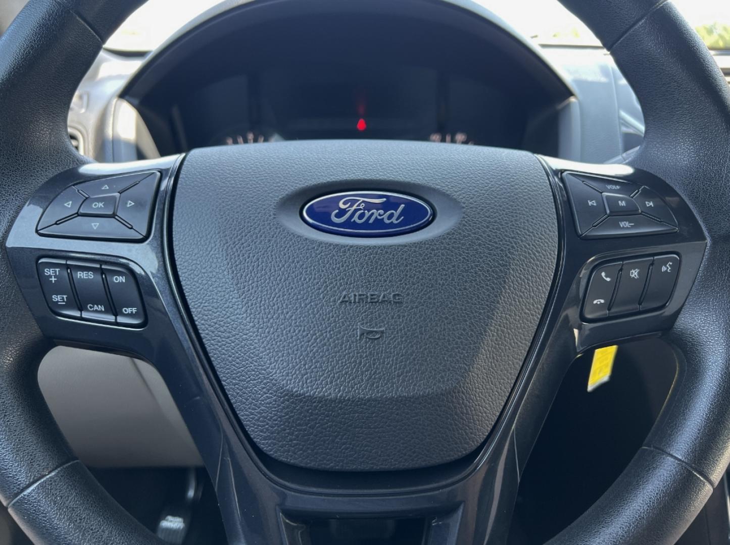 2018 WHITE /Tan Cloth Ford Explorer Base FWD (1FM5K7BH3JG) with an 2.3L 4 Cyl. engine, Automatic transmission, located at 2990 Old Orchard Rd., Jackson, MO, 63755, 37.354214, -89.612106 - 2018 Ford Explorer 1-Owner 115xxx miles Front Wheel Drive 2.3L 4 Cyl. Automatic 3rd Row Backup Camera Power Driver Seat Bluetooth Cruise Power Windows/Locks/Mirrors We have financing available and we accept trades! Fill out a credit application on our website or come by today! If you ha - Photo#18