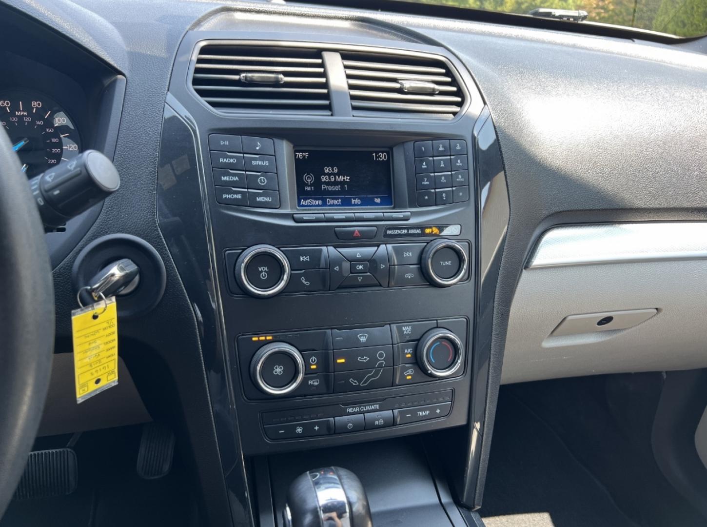 2018 WHITE /Tan Cloth Ford Explorer Base FWD (1FM5K7BH3JG) with an 2.3L 4 Cyl. engine, Automatic transmission, located at 2990 Old Orchard Rd., Jackson, MO, 63755, 37.354214, -89.612106 - 2018 Ford Explorer 1-Owner 115xxx miles Front Wheel Drive 2.3L 4 Cyl. Automatic 3rd Row Backup Camera Power Driver Seat Bluetooth Cruise Power Windows/Locks/Mirrors We have financing available and we accept trades! Fill out a credit application on our website or come by today! If you ha - Photo#21