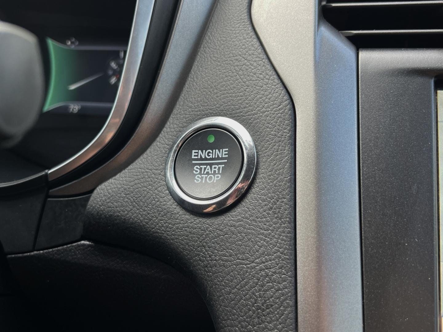 2020 SILVER /Black Leather Ford Fusion SEL (3FA6P0CD1LR) with an 1.5L 4 Cyl. engine, Automatic transmission, located at 506 S. Kingshighway, Cape Girardeau, MO, 63703, (573) 235-5000, 37.294991, -89.553635 - 2020 Ford Fusion SEL 109xxx miles Front Wheel Drive 1.5L 4 Cyl. Automatic Leather Backup Camera Power/Heated Seats Bluetooth Remote Start Cruise Power Windows/Locks/Mirrors We have financing available and we accept trades! Fill out a credit application on our website or come by today! I - Photo#23