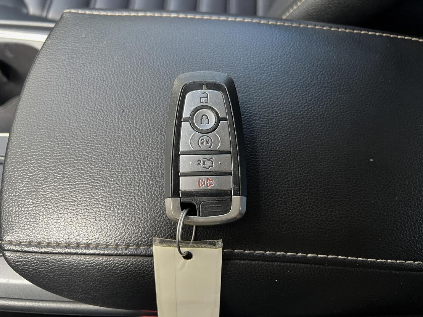 2020 SILVER /Black Leather Ford Fusion SEL (3FA6P0CD1LR) with an 1.5L 4 Cyl. engine, Automatic transmission, located at 506 S. Kingshighway, Cape Girardeau, MO, 63703, (573) 235-5000, 37.294991, -89.553635 - 2020 Ford Fusion SEL 109xxx miles Front Wheel Drive 1.5L 4 Cyl. Automatic Leather Backup Camera Power/Heated Seats Bluetooth Remote Start Cruise Power Windows/Locks/Mirrors We have financing available and we accept trades! Fill out a credit application on our website or come by today! I - Photo#5