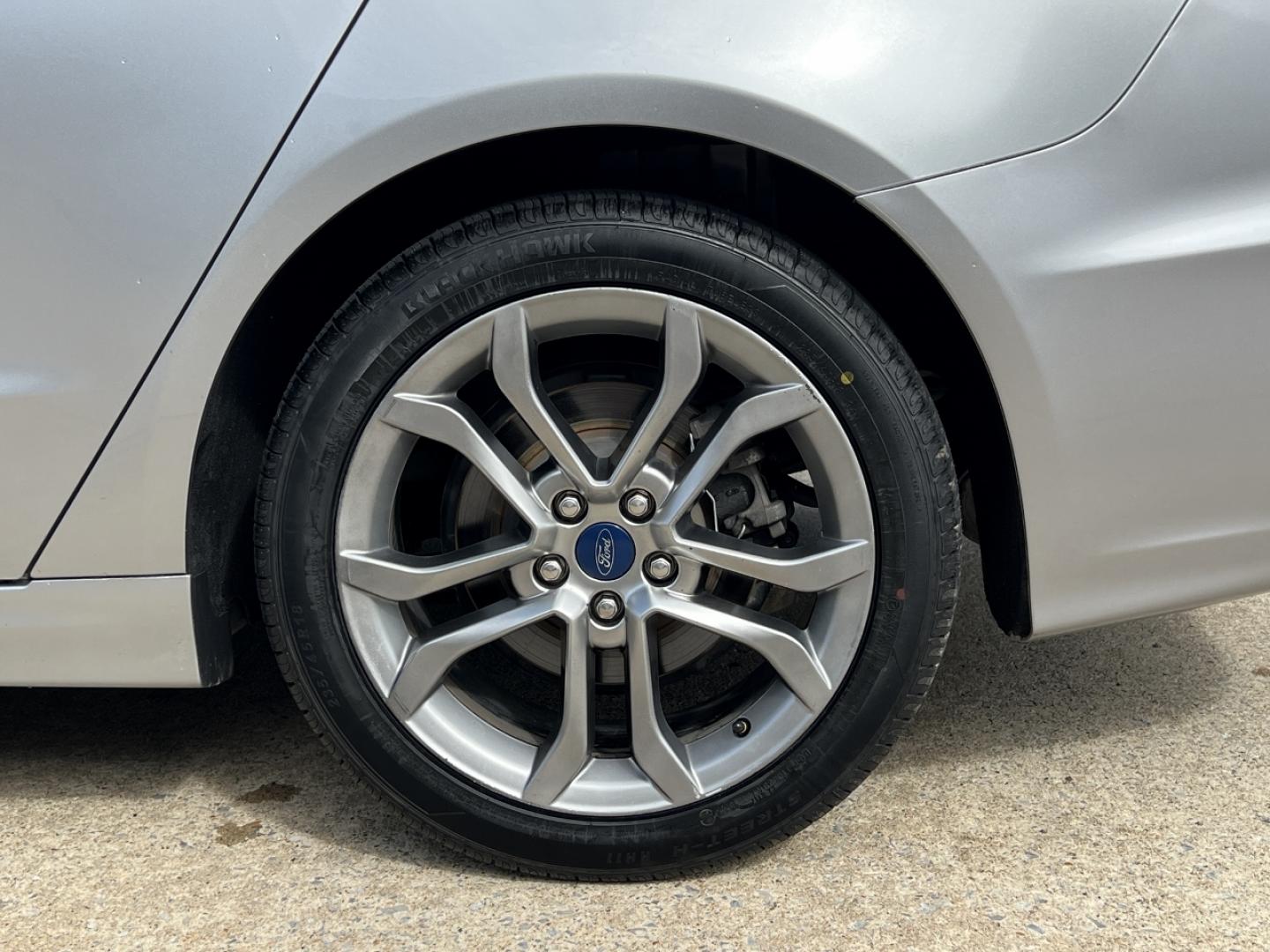 2020 SILVER /Black Leather Ford Fusion SEL (3FA6P0CD1LR) with an 1.5L 4 Cyl. engine, Automatic transmission, located at 506 S. Kingshighway, Cape Girardeau, MO, 63703, (573) 235-5000, 37.294991, -89.553635 - 2020 Ford Fusion SEL 109xxx miles Front Wheel Drive 1.5L 4 Cyl. Automatic Leather Backup Camera Power/Heated Seats Bluetooth Remote Start Cruise Power Windows/Locks/Mirrors We have financing available and we accept trades! Fill out a credit application on our website or come by today! I - Photo#37