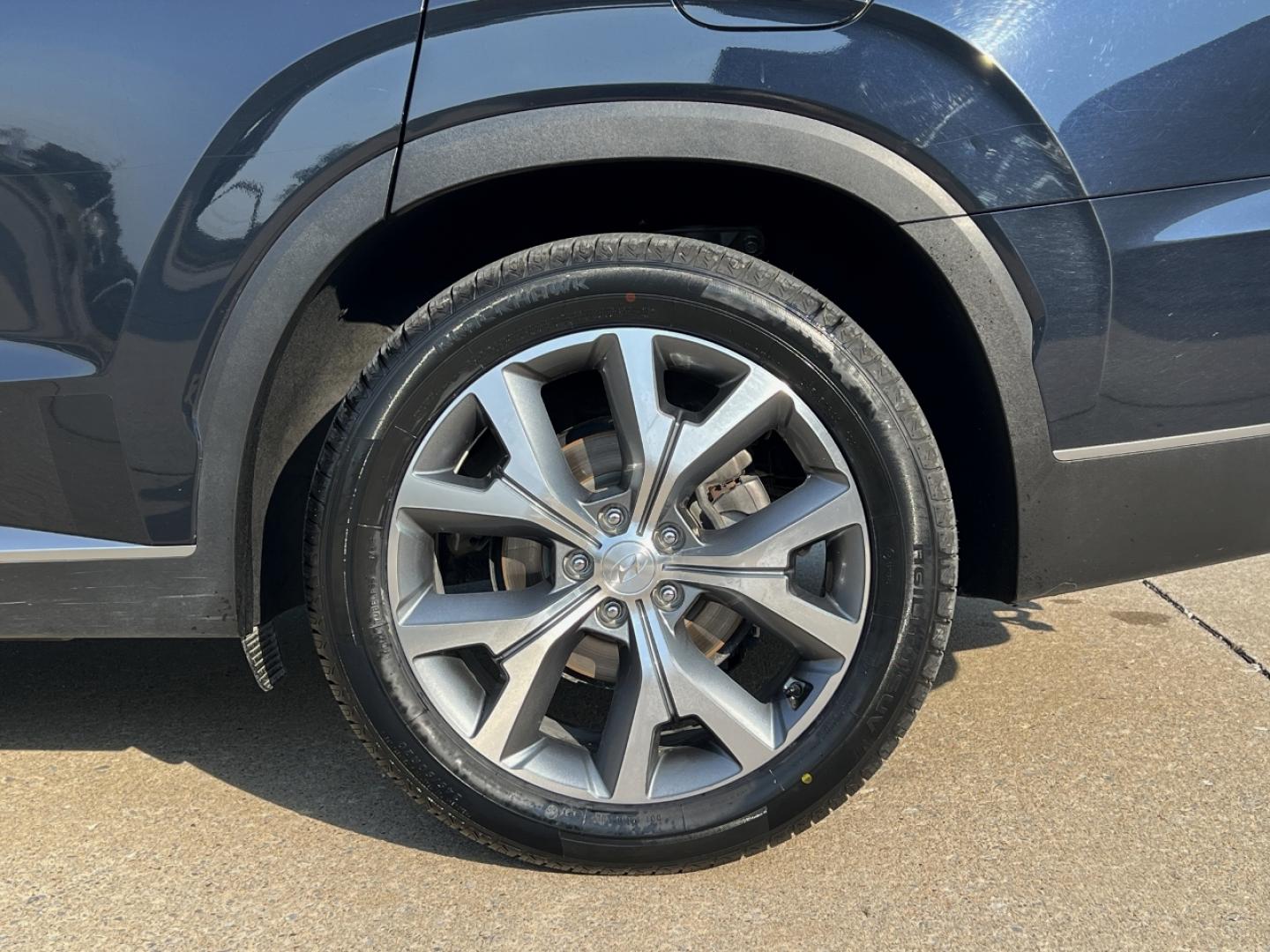 2020 NAVY /Gray Cloth Hyundai Palisade SEL (KM8R34HE9LU) with an 3.8L V6 engine, Automatic transmission, located at 2990 Old Orchard Rd., Jackson, MO, 63755, 37.354214, -89.612106 - 2020 Hyundai Palisade SEL 1-Owner 112xxx miles Front Wheel Drive 3.8L V6 Automatic 3rd Row Backup Camera Power Driver Seat Heated Seats Bluetooth Remote Start Cruise Power Windows/Locks/Mirrors We have financing available and we accept trades! Fill out a credit application on our websi - Photo#44