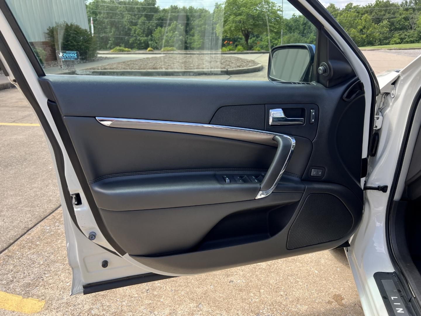 2012 WHITE /Black Leather Lincoln MKZ FWD (3LNHL2GC8CR) with an 3.5L V6 engine, Automatic transmission, located at 506 S. Kingshighway, Cape Girardeau, MO, 63703, (573) 235-5000, 37.294991, -89.553635 - 2012 Lincoln MKZ 1-Owner 150xxx miles 3.5L V6 Automatic Leather Navigation Backup Camera Power/Heated/Cooled Seats Sunroof Bluetooth Cruise Power Windows/Locks/Mirrors We have financing available and we accept trades! Fill out a credit application on our website or come by today! If yo - Photo#14
