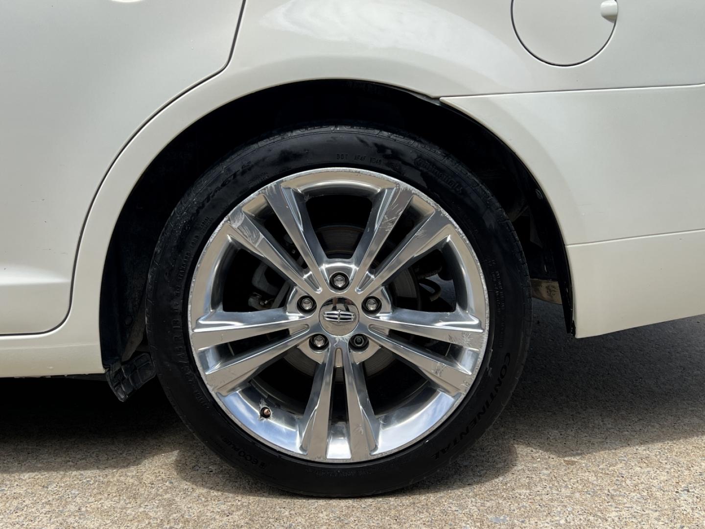 2012 WHITE /Black Leather Lincoln MKZ FWD (3LNHL2GC8CR) with an 3.5L V6 engine, Automatic transmission, located at 506 S. Kingshighway, Cape Girardeau, MO, 63703, (573) 235-5000, 37.294991, -89.553635 - 2012 Lincoln MKZ 1-Owner 150xxx miles 3.5L V6 Automatic Leather Navigation Backup Camera Power/Heated/Cooled Seats Sunroof Bluetooth Cruise Power Windows/Locks/Mirrors We have financing available and we accept trades! Fill out a credit application on our website or come by today! If yo - Photo#38