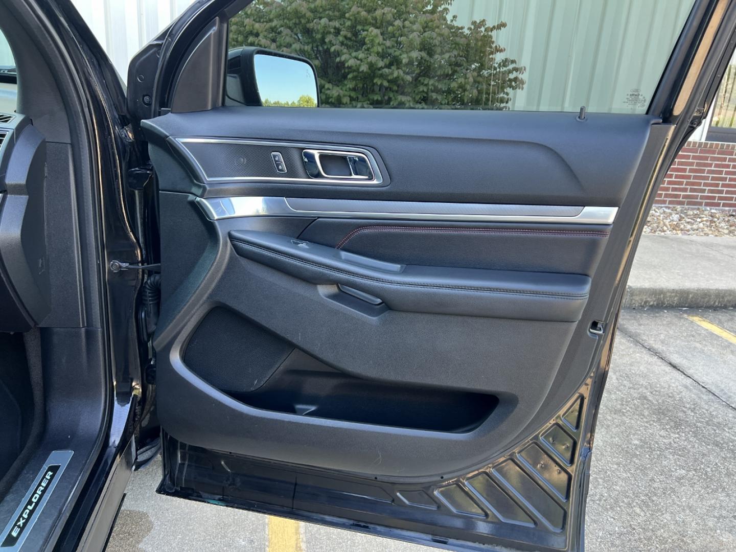 2016 BLACK /Black Leather Ford Explorer Sport 4WD (1FM5K8GT2GG) with an 3.5L V6 engine, Automatic transmission, located at 2990 Old Orchard Rd., Jackson, MO, 63755, 37.354214, -89.612106 - 2016 Ford Explorer Sport 111xxx miles 4 Wheel Drive 3.5L V6 Automatic Leather 3rd Row Navigation Power/Heated/Cooled Seats Backup Camera Sunroof Bluetooth Remote Start Cruise Power Windows/Locks/Mirrors We have financing available and we accept trades! Fill out a credit application on - Photo#17