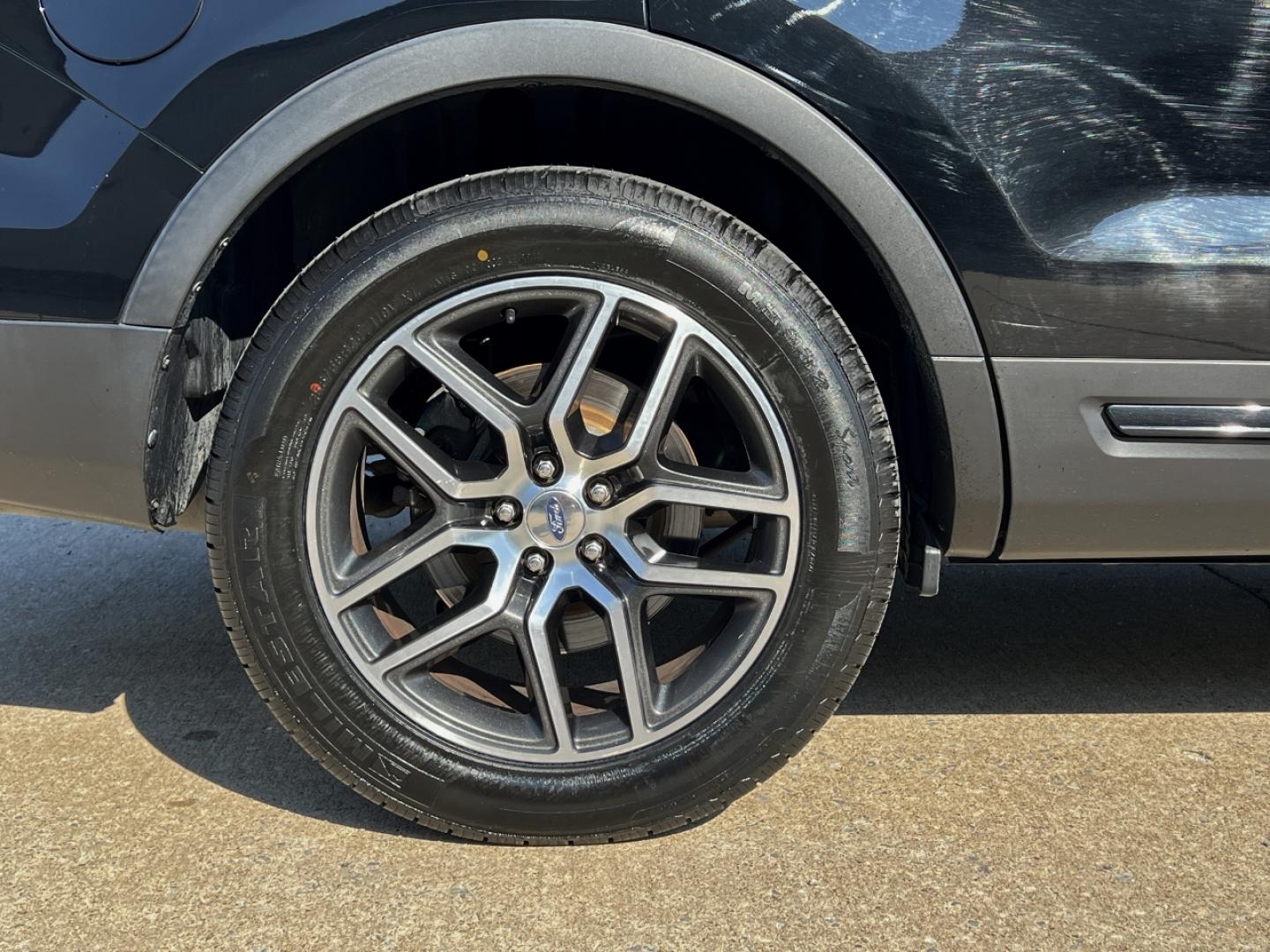 2016 BLACK /Black Leather Ford Explorer Sport 4WD (1FM5K8GT2GG) with an 3.5L V6 engine, Automatic transmission, located at 2990 Old Orchard Rd., Jackson, MO, 63755, 37.354214, -89.612106 - 2016 Ford Explorer Sport 111xxx miles 4 Wheel Drive 3.5L V6 Automatic Leather 3rd Row Navigation Power/Heated/Cooled Seats Backup Camera Sunroof Bluetooth Remote Start Cruise Power Windows/Locks/Mirrors We have financing available and we accept trades! Fill out a credit application on - Photo#44