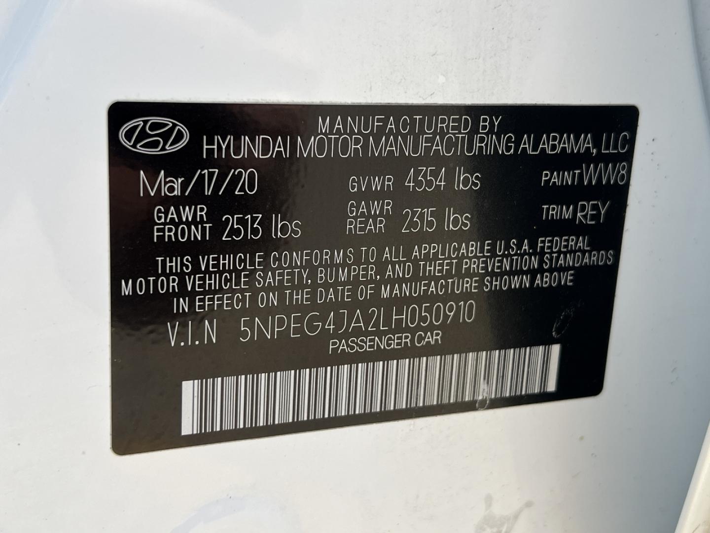2020 WHITE /Gray Cloth Hyundai Sonata SE (5NPEG4JA2LH) with an 2.4L 4 Cyl. engine, Automatic transmission, located at 2990 Old Orchard Rd., Jackson, MO, 63755, 37.354214, -89.612106 - 2020 Hyundai Sonata SE 1-Owner 104xxx miles Front Wheel Drive 2.5L 4 Cyl. Automatic Backup Camera Bluetooth Cruise Power Windows/Locks/Mirrors We have financing available and we accept trades! Fill out a credit application on our website or come by today! If you have any questions, give u - Photo#43