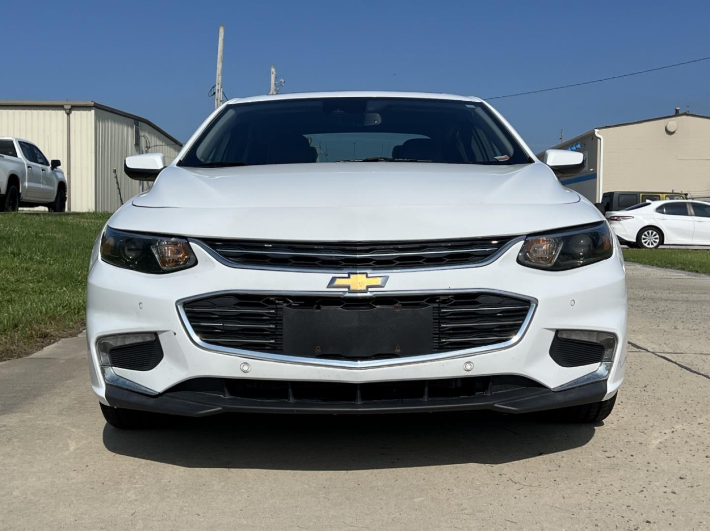 2017 WHITE /Black Leather Chevrolet Malibu Premier (1G1ZH5SX5HF) with an 2.0L 4 Cyl. engine, Automatic transmission, located at 506 S. Kingshighway, Cape Girardeau, MO, 63703, (573) 235-5000, 37.294991, -89.553635 - 2017 Chevrolet Malibu Premier 151xxx miles Front Wheel Drive 2.0L 4 Cyl. Automatic Leather Navigation Backup Camera Power/Heated/Cooled Seats Heated Steering Wheel Sunroof Bluetooth Remote Start Cruise Power Windows/Locks/Mirrors We have financing available and we accept trades! Fill - Photo#13