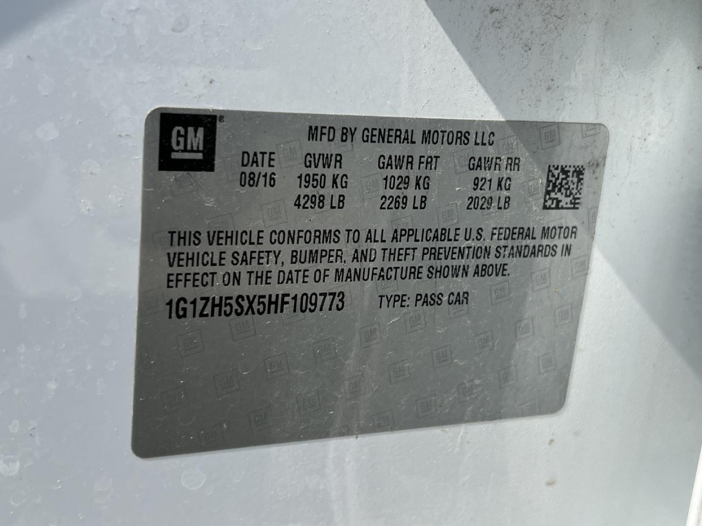 2017 WHITE /Black Leather Chevrolet Malibu Premier (1G1ZH5SX5HF) with an 2.0L 4 Cyl. engine, Automatic transmission, located at 506 S. Kingshighway, Cape Girardeau, MO, 63703, (573) 235-5000, 37.294991, -89.553635 - 2017 Chevrolet Malibu Premier 151xxx miles Front Wheel Drive 2.0L 4 Cyl. Automatic Leather Navigation Backup Camera Power/Heated/Cooled Seats Heated Steering Wheel Sunroof Bluetooth Remote Start Cruise Power Windows/Locks/Mirrors We have financing available and we accept trades! Fill - Photo#50