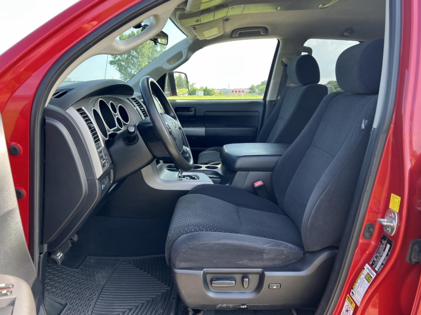 2011 RED /Black Cloth Toyota Tundra Tundra-Grade 5.7L FFV Double Cab 4WD (5TFUW5F11BX) with an 5.7L V8 engine, Automatic transmission, located at 506 S. Kingshighway, Cape Girardeau, MO, 63703, (573) 235-5000, 37.294991, -89.553635 - 2011 Toyota Tundra Grade 163xxx miles 4x4 5.7L V8 Automatic Power Driver Seat Cruise Power Windows/Locks/Mirrors We have financing available and we accept trades! Fill out a credit application on our website or come by today! If you have any questions, give us a call at (573) 235-5000 or vi - Photo#12