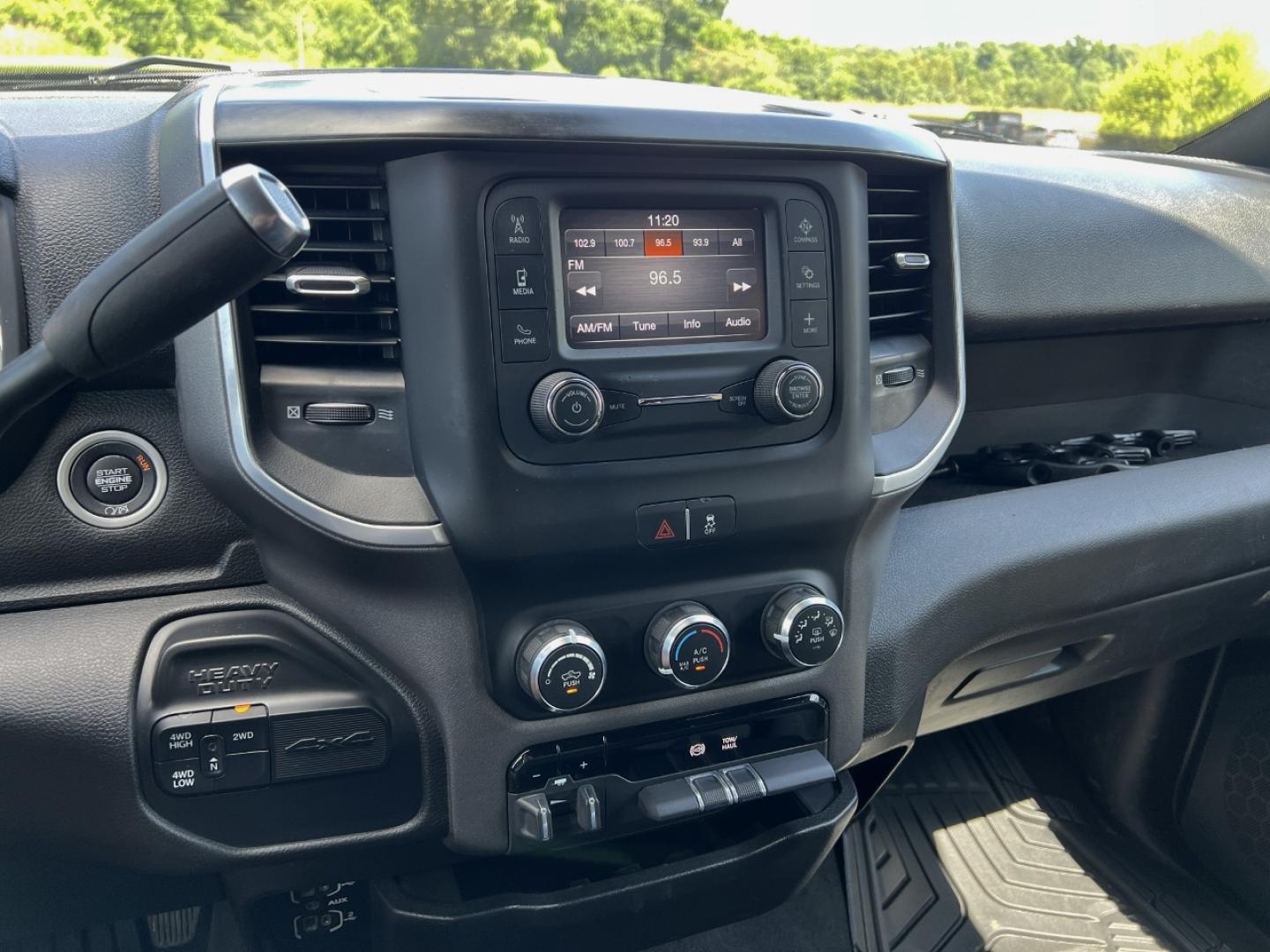 2021 GRAY /Gray Cloth RAM 2500 Big Horn Crew Cab SWB 4WD (3C6UR5DL6MG) with an 6.7L I6 TURBO DIESEL engine, Automatic transmission, located at 506 S. Kingshighway, Cape Girardeau, MO, 63703, (573) 235-5000, 37.294991, -89.553635 - 2021 Ram 2500 Heavy Duty Big Horn 65xxx miles 4x4 6.7L I6 Turbo Diesel Automatic Backup Camera Bluetooth Cruise Power Windows/Locks/Mirrors We have financing available and we accept trades! Fill out a credit application on our website or come by today! If you have any questions, give us a - Photo#21
