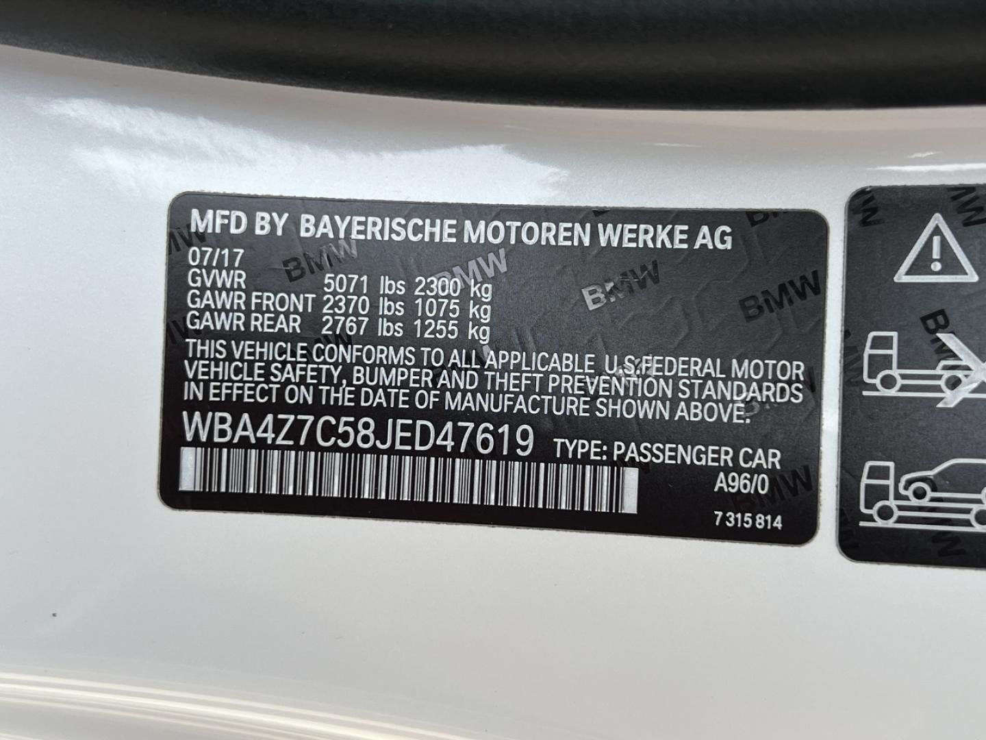 2018 WHITE /Blue Leather BMW 4-Series 440i convertible (WBA4Z7C58JE) with an 3.0L V6 DOHC 24V engine, Automatic transmission, located at 2990 Old Orchard Rd., Jackson, MO, 63755, 37.354214, -89.612106 - 2018 BMW 440i Only 50xxx miles All Wheel Drive 3.0L I6 Automatic Leather Navigation Power/Heated Seats Backup Camera Bluetooth Cruise Power Windows/Locks/Mirrors We have financing available and we accept trades! Fill out a credit application on our website or come by today! If you have - Photo#45
