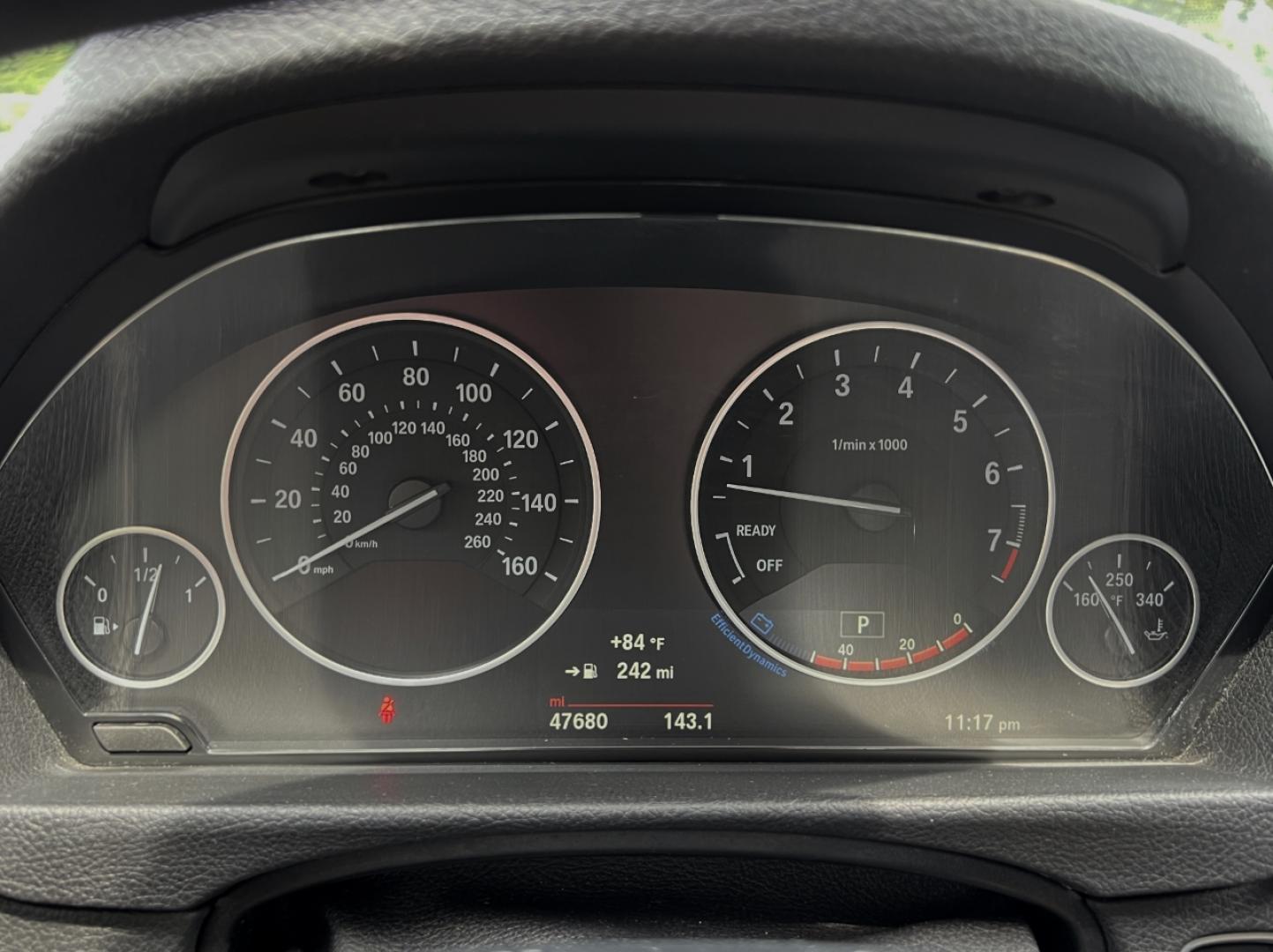 2018 WHITE /Blue Leather BMW 4-Series 440i convertible (WBA4Z7C58JE) with an 3.0L V6 DOHC 24V engine, Automatic transmission, located at 2990 Old Orchard Rd., Jackson, MO, 63755, 37.354214, -89.612106 - 2018 BMW 440i Only 50xxx miles All Wheel Drive 3.0L I6 Automatic Leather Navigation Power/Heated Seats Backup Camera Bluetooth Cruise Power Windows/Locks/Mirrors We have financing available and we accept trades! Fill out a credit application on our website or come by today! If you have - Photo#1