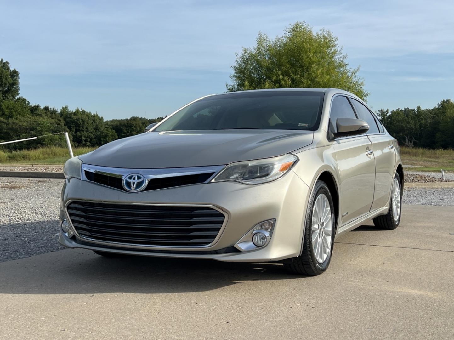 2014 TAN /Tan Leather Toyota Avalon Hybrid XLE Premium (4T1BD1EB6EU) with an 2.5L 4 Cyl. HYBRID engine, Continuously Variable Transmission transmission, located at 2990 Old Orchard Rd., Jackson, MO, 63755, 37.354214, -89.612106 - 2014 Toyota Avalon XLE Hybrid 135xxx miles Front Wheel Drive 2.5L 4 Cyl. Hybrid Automatic Leather Backup Camera Power/Heated Seats Sunroof Bluetooth Cruise Power Windows/Locks/Mirrors We have financing available and we accept trades! Fill out a credit application on our website or come b - Photo#6
