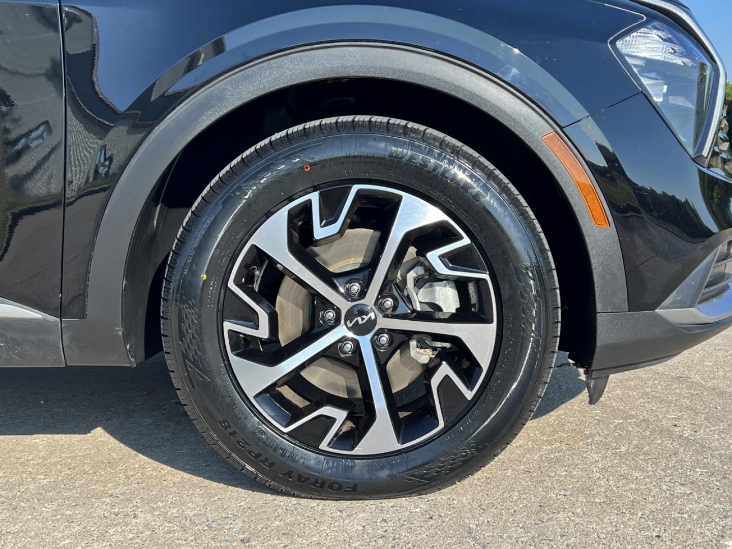 2023 BLACK /Tan Leather Kia Sportage EX FWD (5XYK33AF8PG) with an 2.4L V6 engine, Automatic transmission, located at 2990 Old Orchard Rd., Jackson, MO, 63755, 37.354214, -89.612106 - 2023 Kia Sportage EX 1-Owner 77xxx miles Front Wheel Drive 2.5L 4 Cyl. Automatic Leather Navigation Power Driver Seat Heated Seats Backup Camera Bluetooth Cruise Power Windows/Locks/Mirrors We have financing available and we accept trades! Fill out a credit application on our website o - Photo#32