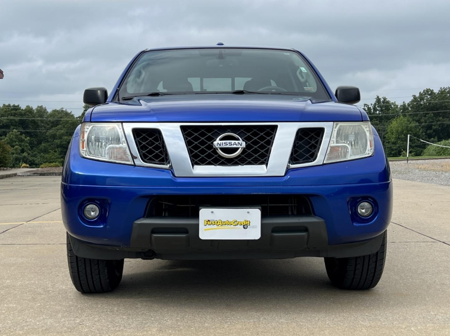 2015 BLUE /Gray Cloth Nissan Frontier SV Crew Cab 5AT 4WD (1N6AD0EV6FN) with an 4.0L V6 engine, Automatic transmission, located at 2990 Old Orchard Rd., Jackson, MO, 63755, 37.354214, -89.612106 - 2015 Nissan Frontier SV Only 84xxx miles 4x4 4.0L V6 Automatic Backup Camera Heated Seats Cruise Power Windows/Locks/Mirrors We have financing available and we accept trades! Fill out a credit application on our website or come by today! If you have any questions, give us a call at (573) 2 - Photo#11