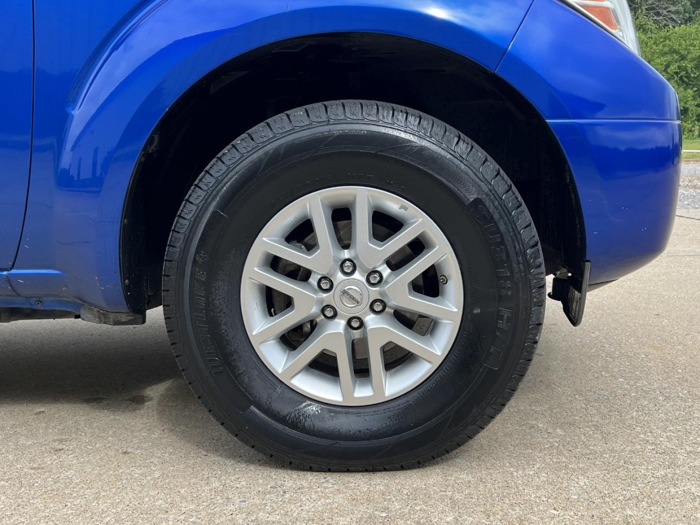 2015 BLUE /Gray Cloth Nissan Frontier SV Crew Cab 5AT 4WD (1N6AD0EV6FN) with an 4.0L V6 engine, Automatic transmission, located at 2990 Old Orchard Rd., Jackson, MO, 63755, 37.354214, -89.612106 - 2015 Nissan Frontier SV Only 84xxx miles 4x4 4.0L V6 Automatic Backup Camera Heated Seats Cruise Power Windows/Locks/Mirrors We have financing available and we accept trades! Fill out a credit application on our website or come by today! If you have any questions, give us a call at (573) 2 - Photo#35