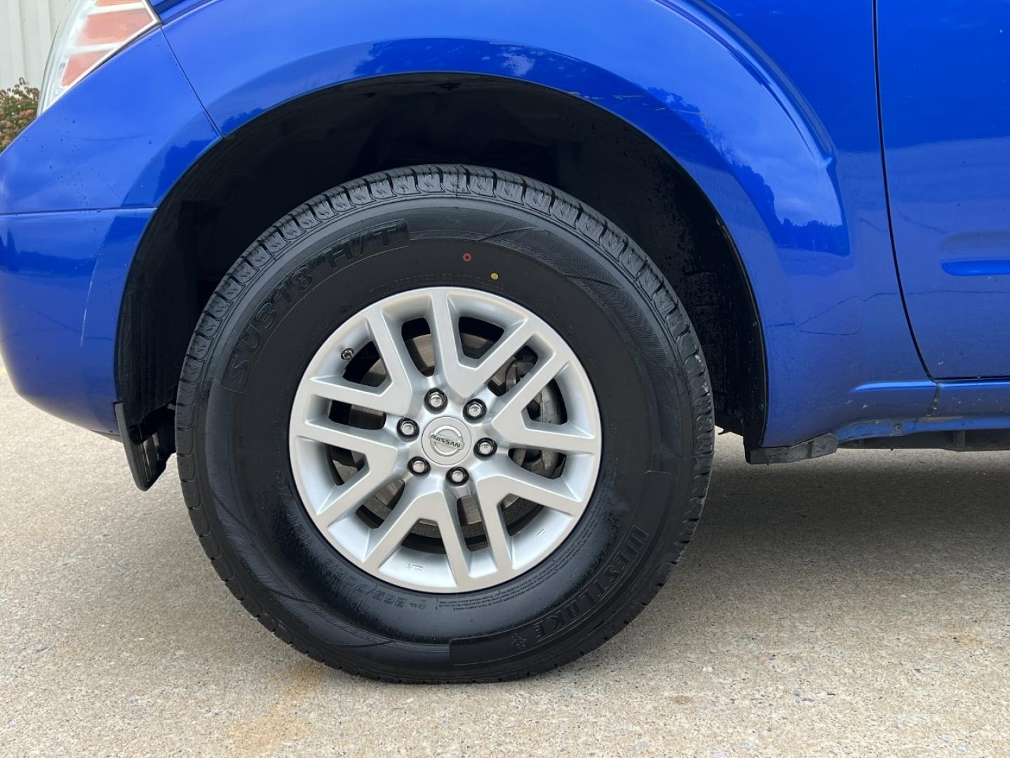 2015 BLUE /Gray Cloth Nissan Frontier SV Crew Cab 5AT 4WD (1N6AD0EV6FN) with an 4.0L V6 engine, Automatic transmission, located at 2990 Old Orchard Rd., Jackson, MO, 63755, 37.354214, -89.612106 - 2015 Nissan Frontier SV Only 84xxx miles 4x4 4.0L V6 Automatic Backup Camera Heated Seats Cruise Power Windows/Locks/Mirrors We have financing available and we accept trades! Fill out a credit application on our website or come by today! If you have any questions, give us a call at (573) 2 - Photo#32