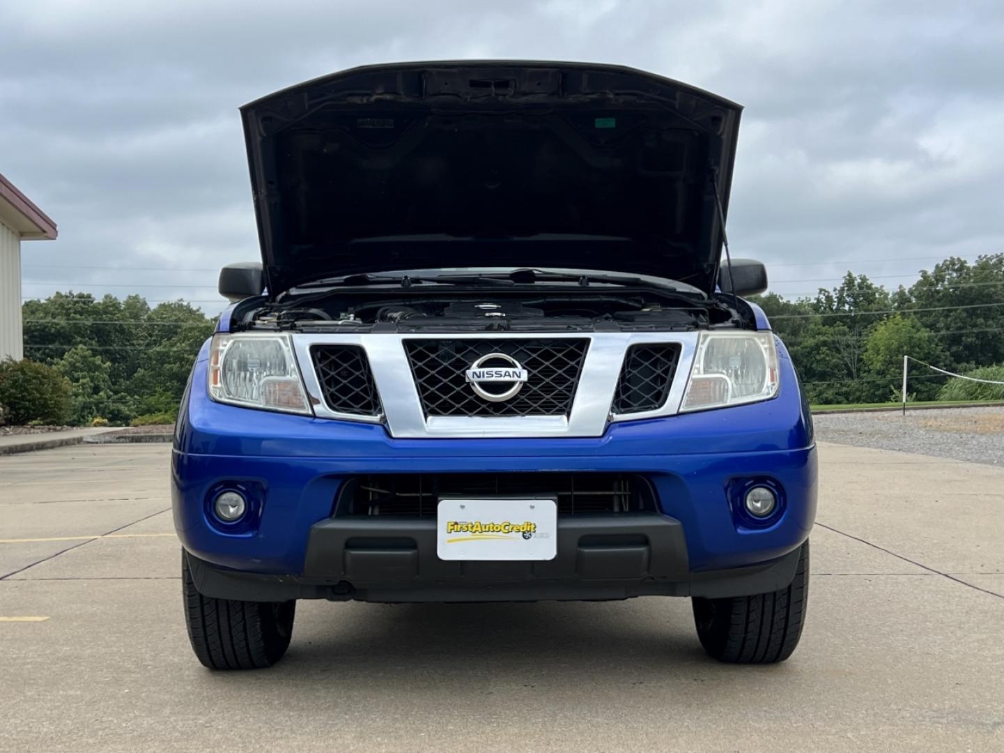 2015 BLUE /Gray Cloth Nissan Frontier SV Crew Cab 5AT 4WD (1N6AD0EV6FN) with an 4.0L V6 engine, Automatic transmission, located at 2990 Old Orchard Rd., Jackson, MO, 63755, 37.354214, -89.612106 - 2015 Nissan Frontier SV Only 84xxx miles 4x4 4.0L V6 Automatic Backup Camera Heated Seats Cruise Power Windows/Locks/Mirrors We have financing available and we accept trades! Fill out a credit application on our website or come by today! If you have any questions, give us a call at (573) 2 - Photo#29