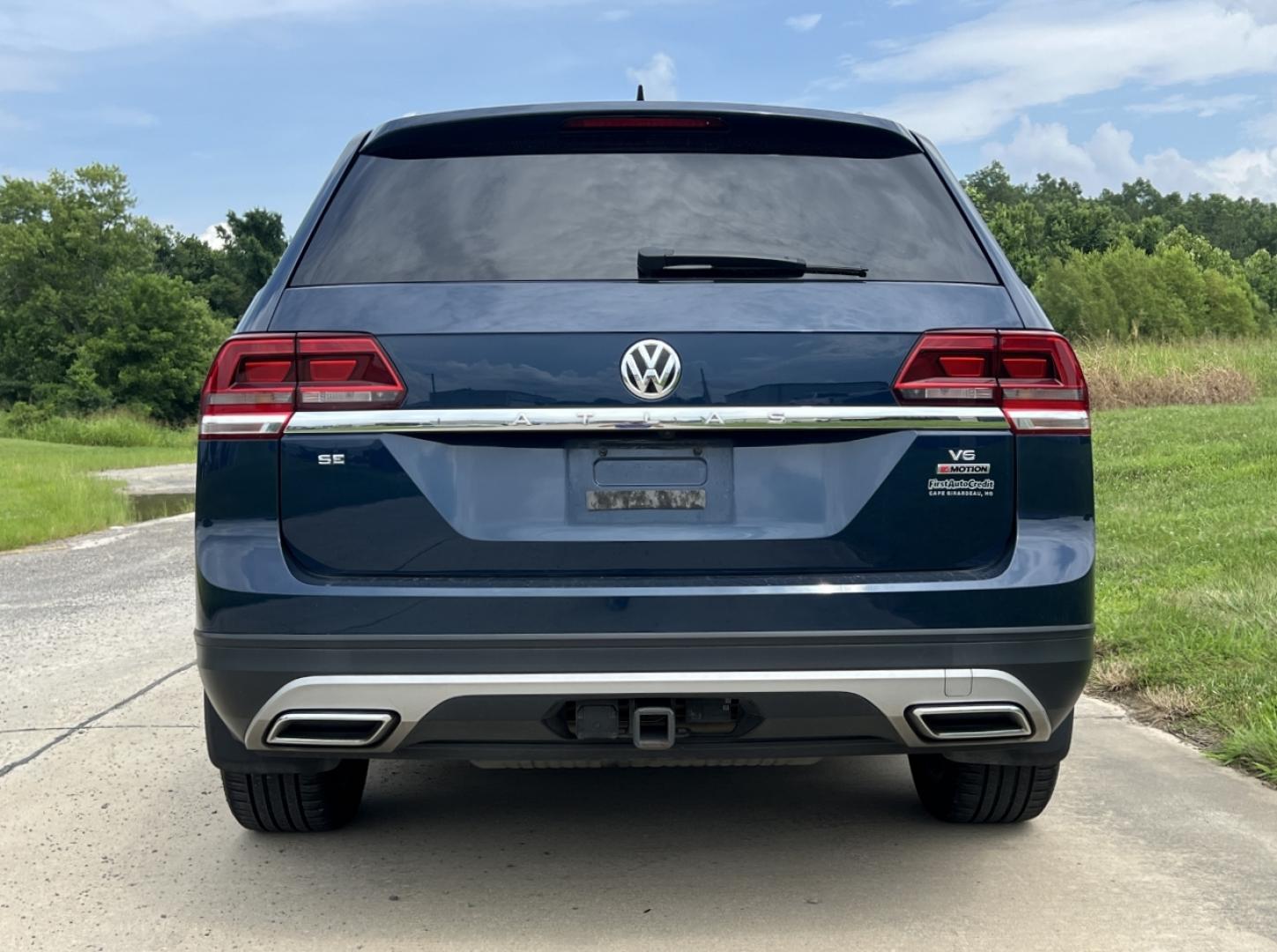 2019 BLUE /Tan Leather Volkswagen Atlas V6 SE w/Technology AWD (1V2UR2CAXKC) with an 3.6L V6 engine, Automatic transmission, located at 506 S. Kingshighway, Cape Girardeau, MO, 63703, (573) 235-5000, 37.294991, -89.553635 - 2019 Volkswagen Atlas SE 1-Owner 101xxx miles All Wheel Drive 3.6L V6 Automatic Leather 3rd Row Backup Camera Bluetooth Remote Start Cruise Power Windows/Locks/Mirrors We have financing available and we accept trades! Fill out a credit application on our website or come by today! If yo - Photo#11